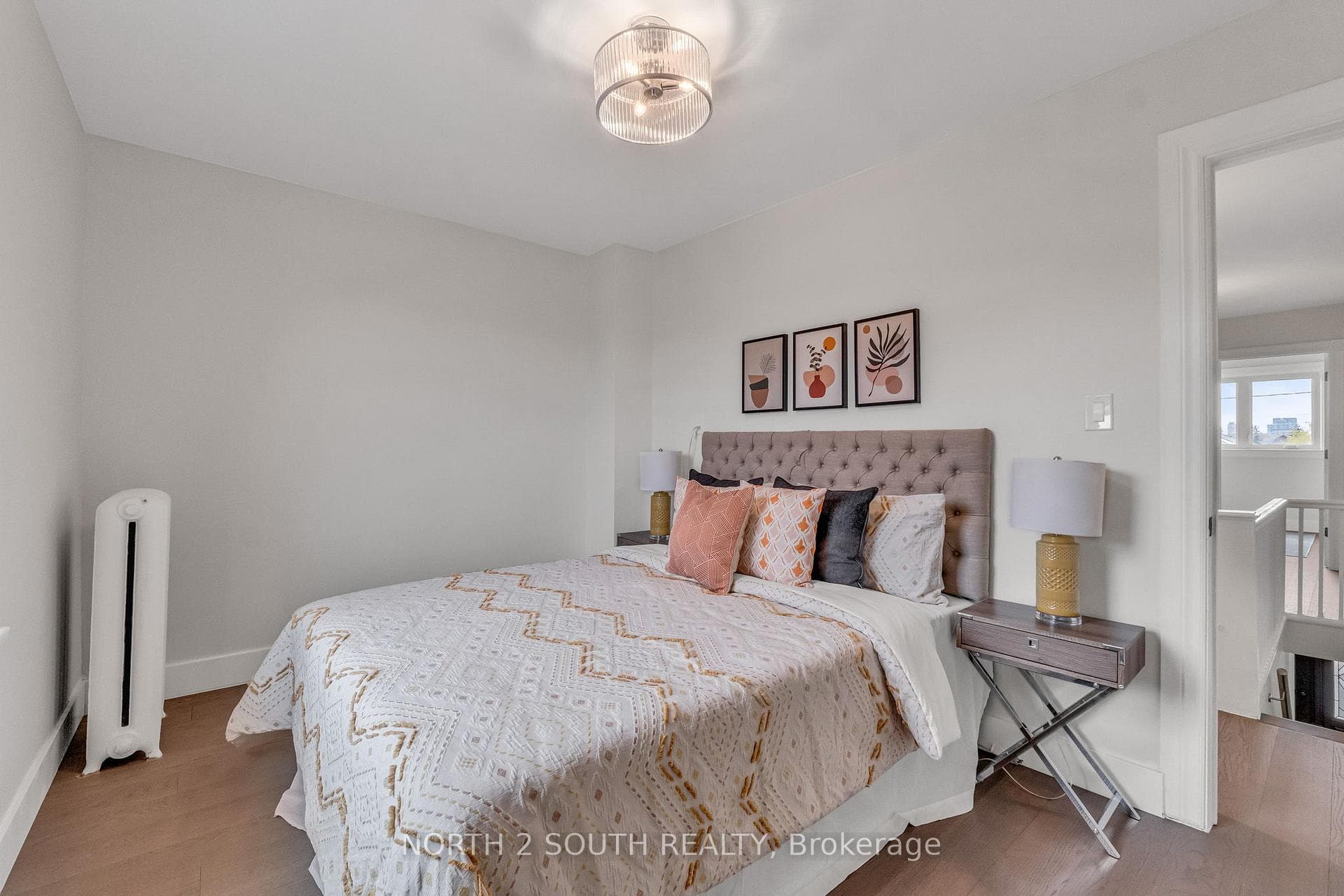 28 Teignmouth Avenue - Detached photo 19 of 44 in Keelesdale / Eglinton West, Ontario