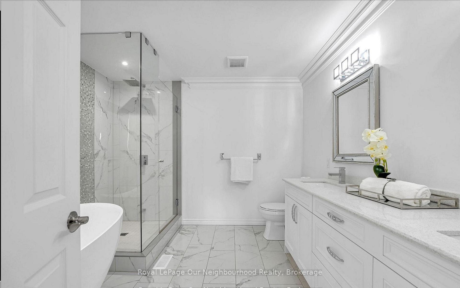 4689 Leanna Heights Road - Detached photo 19 of 39 in Burlington, Ontario