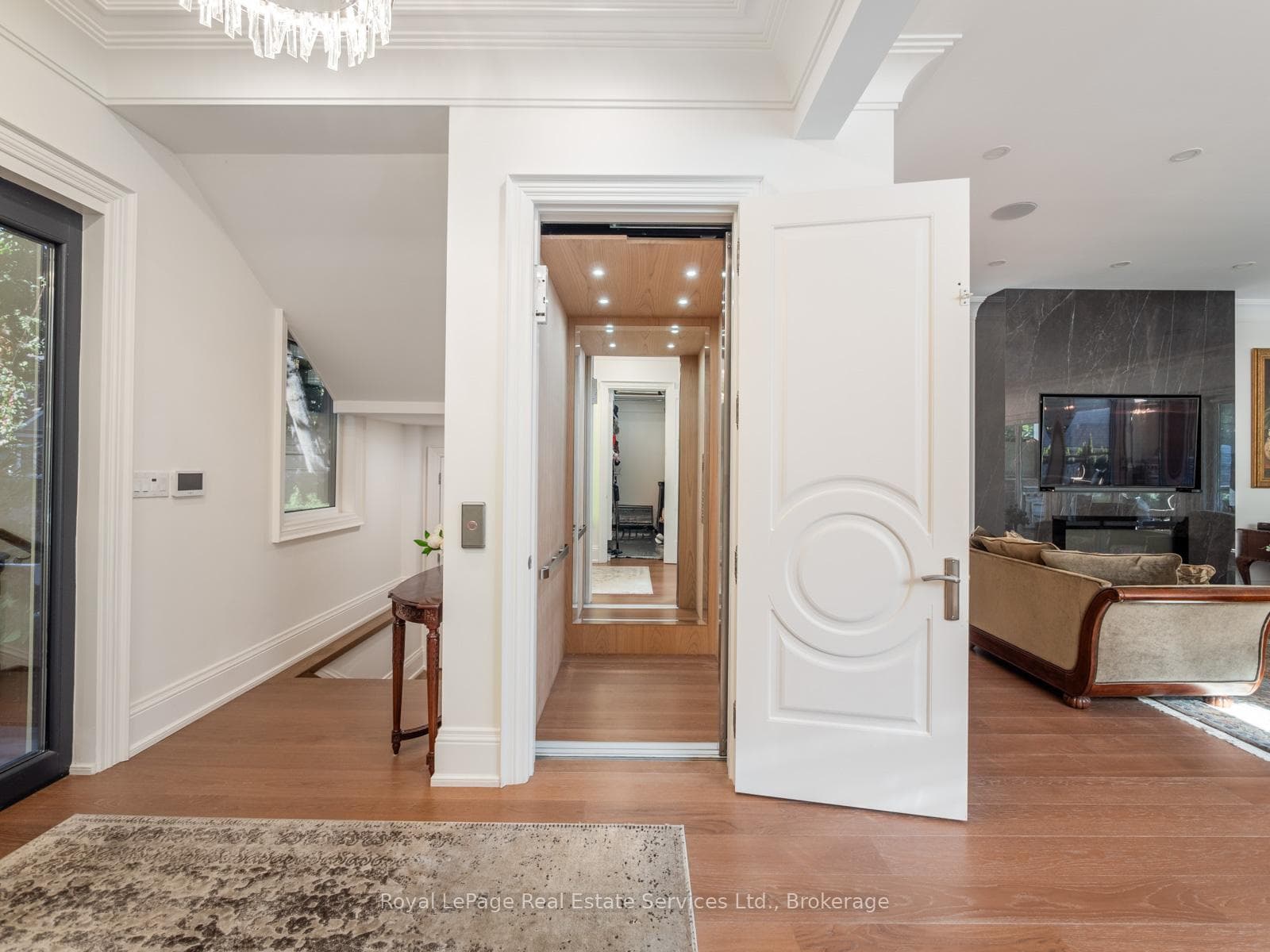 36 Anderson Street - Detached photo 15 of 49 in Oakville, Ontario