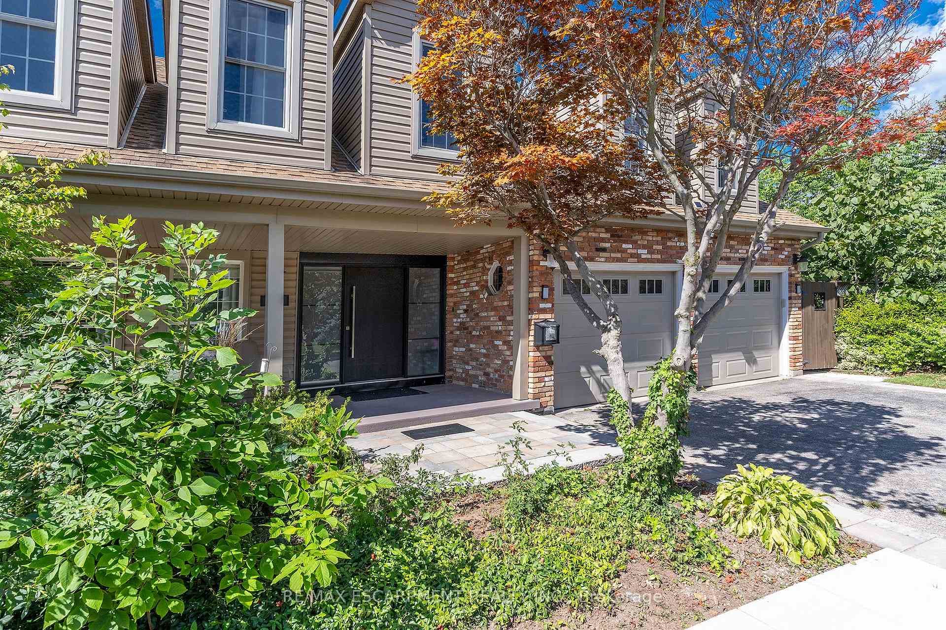 436 Goodram Drive - Detached photo 3 of 43 in Burlington, Ontario