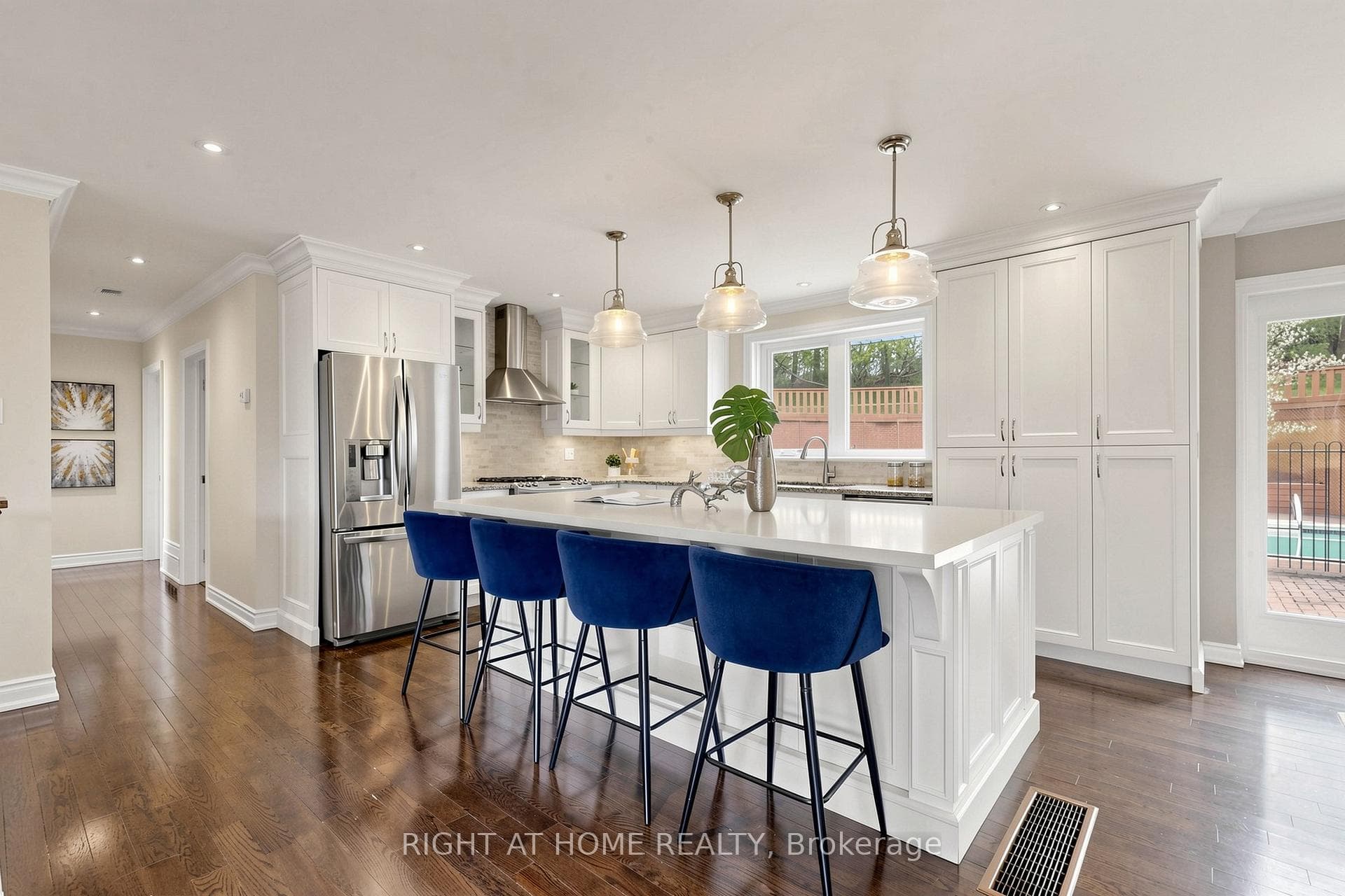 41 Larabee Crescent - Detached photo 13 of 42 in Don Mills / Parkwoods / Victoria Village, Ontario