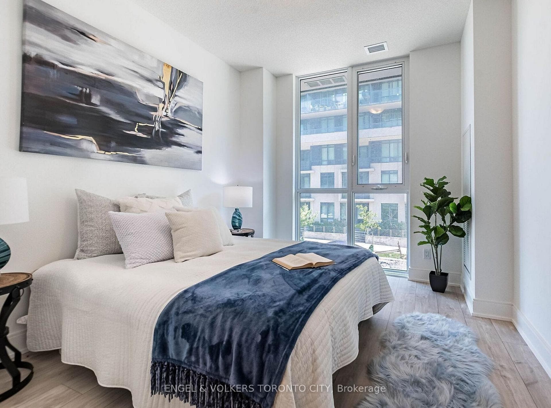 70 Annie Craig Drive Unit TH104 - Condo photo 20 of 22 in Liberty Village / Parkdale / South Parkdale, Ontario
