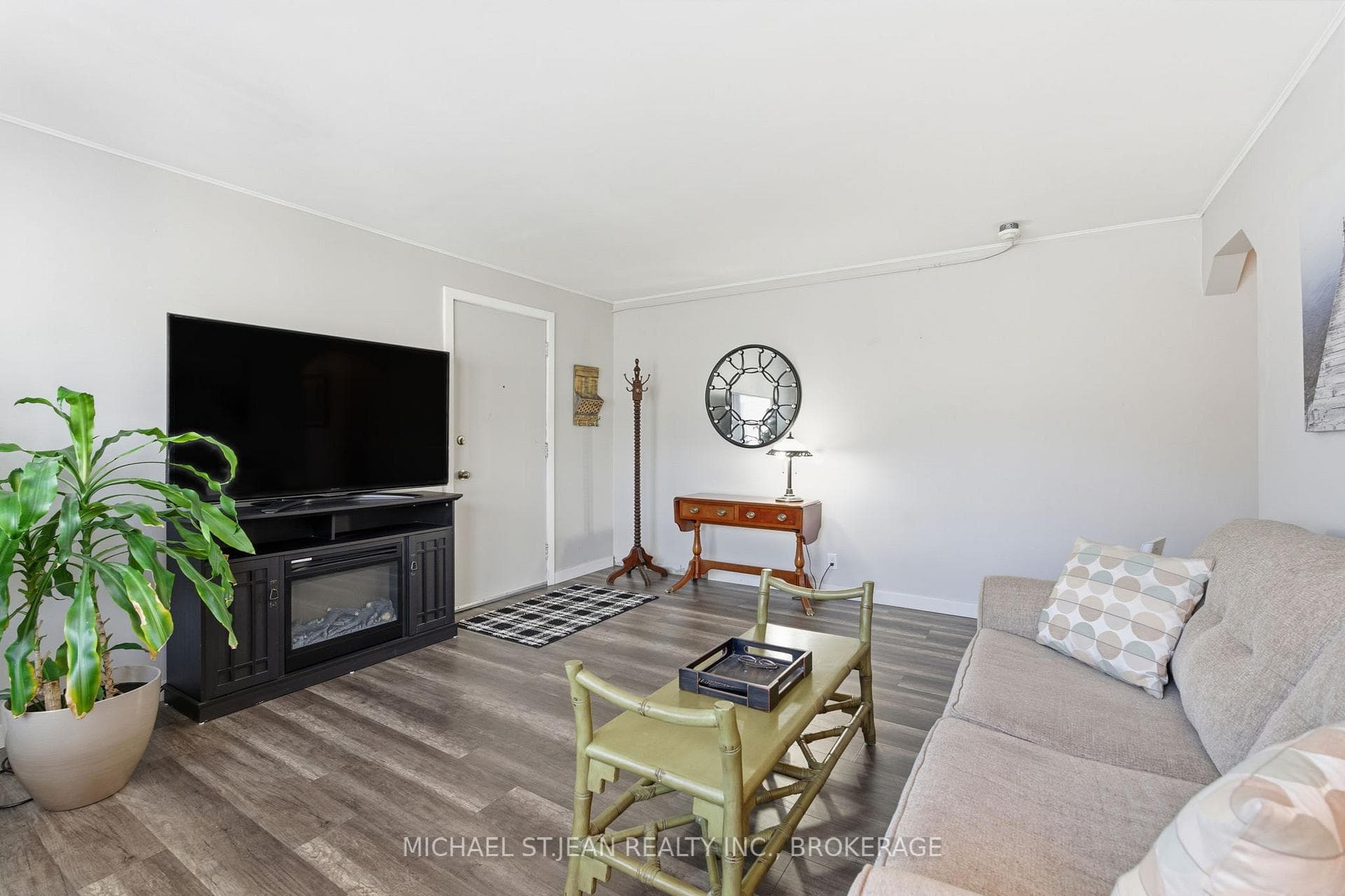 1755 King Street Unit 9 - Condo photo 17 of 32 in Hamilton, Ontario