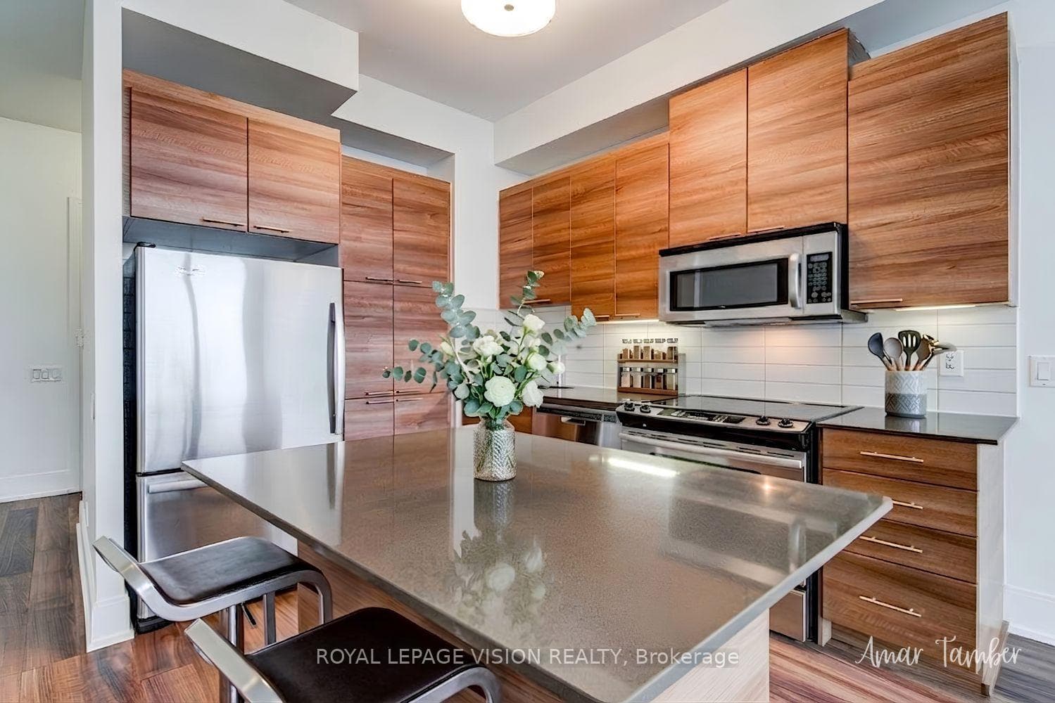 15 Viking Lane Unit PH5 - Condo photo 3 of 34 in Etobicoke (Islington / Rexdale), Ontario