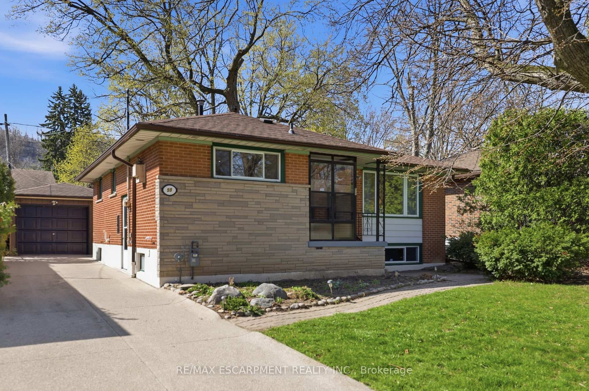 59 Purvis Drive - Detached photo 2 of 50 in Hamilton, Ontario
