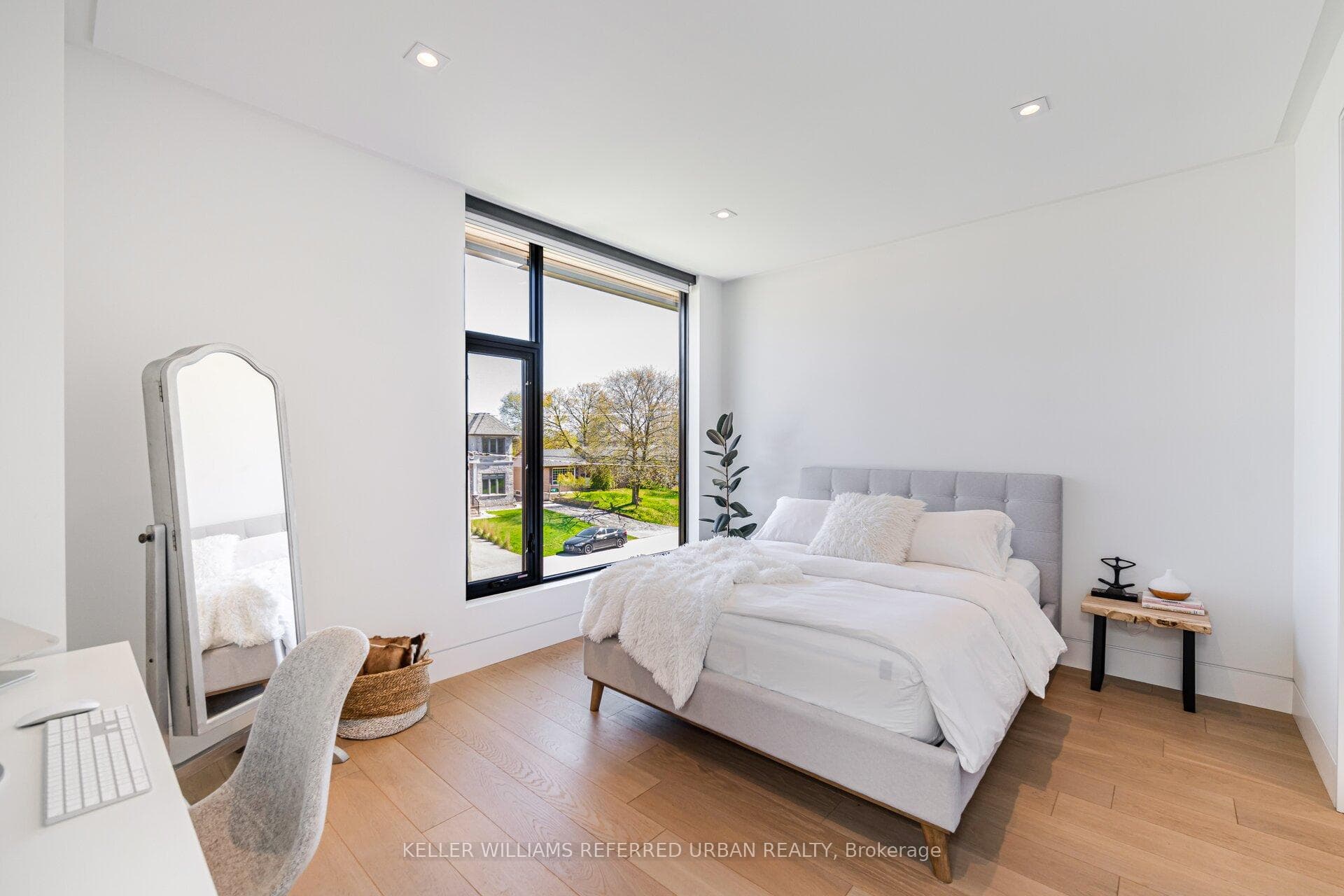 1337 Waverly Avenue - New Construction photo 25 of 48 in Oakville, Ontario