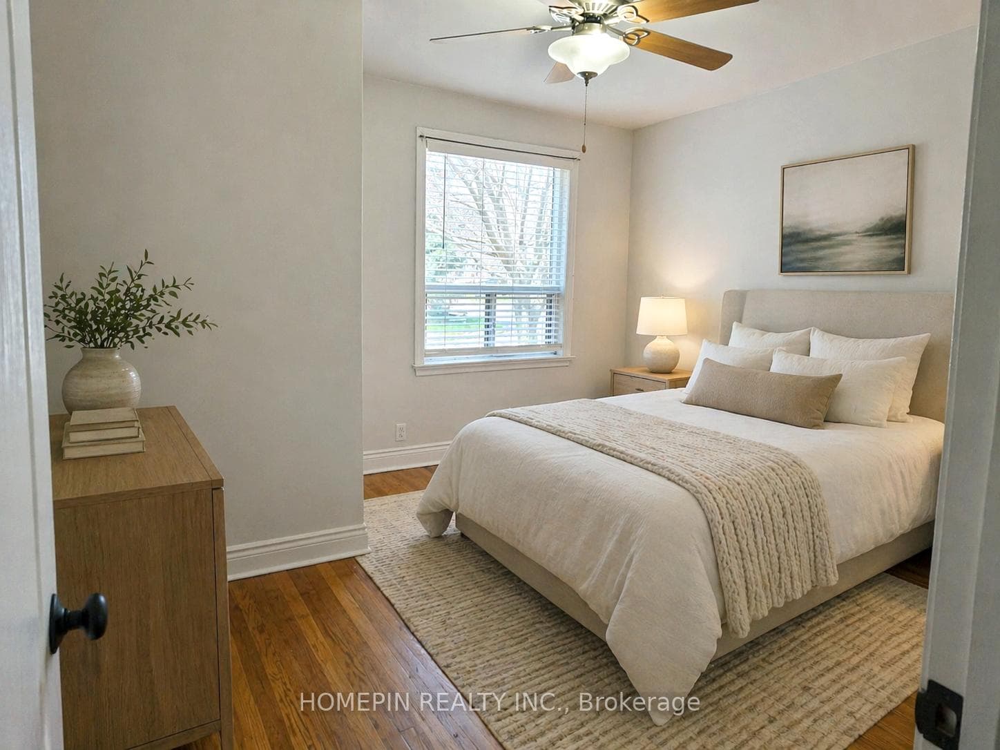 111 Sharpe Street - Detached photo 9 of 17 in Birch Cliff / Cliffside, Ontario