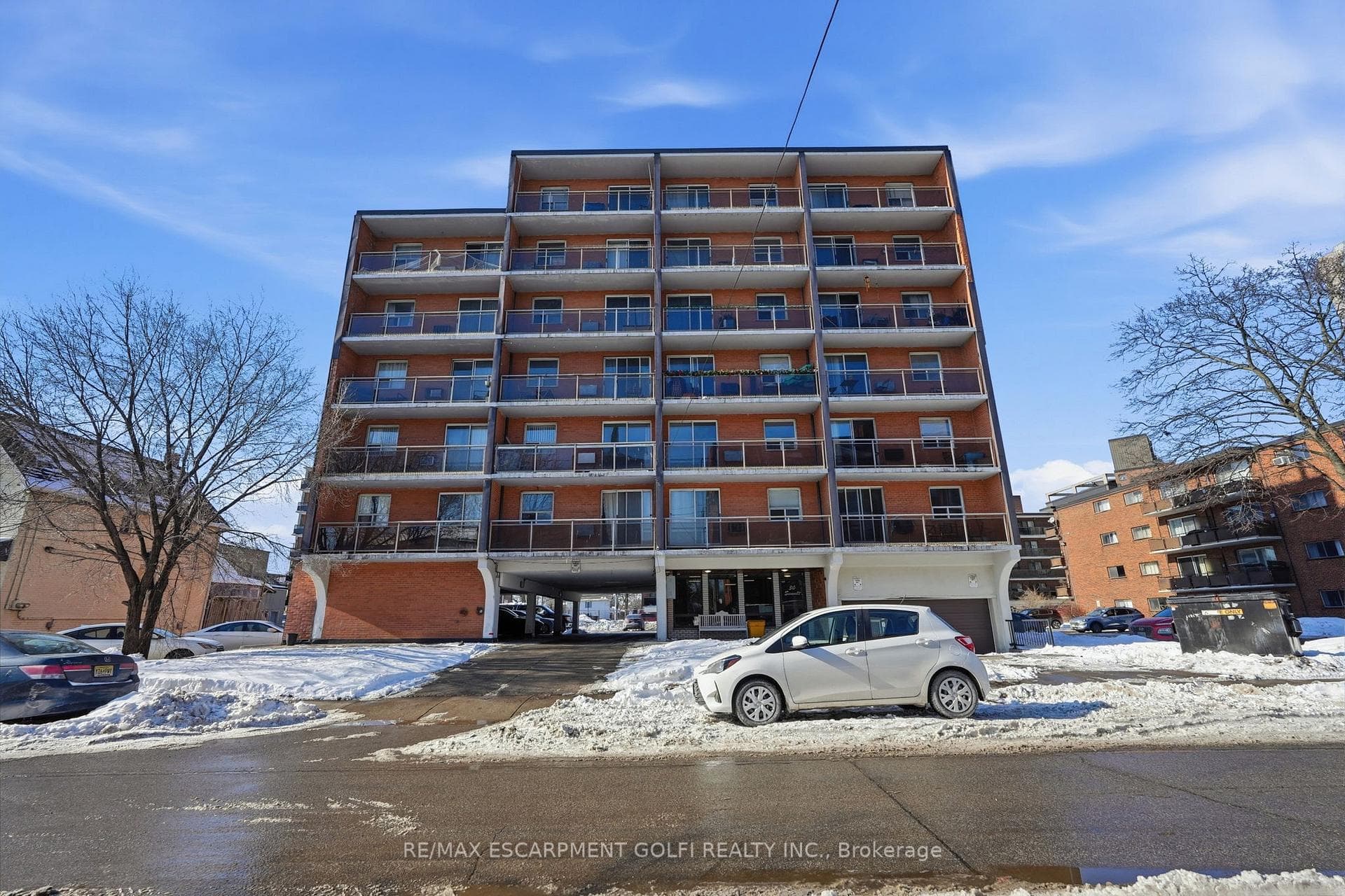 30 Summit Avenue Unit 505 - Condo photo 1 of 28 in Hamilton, Ontario
