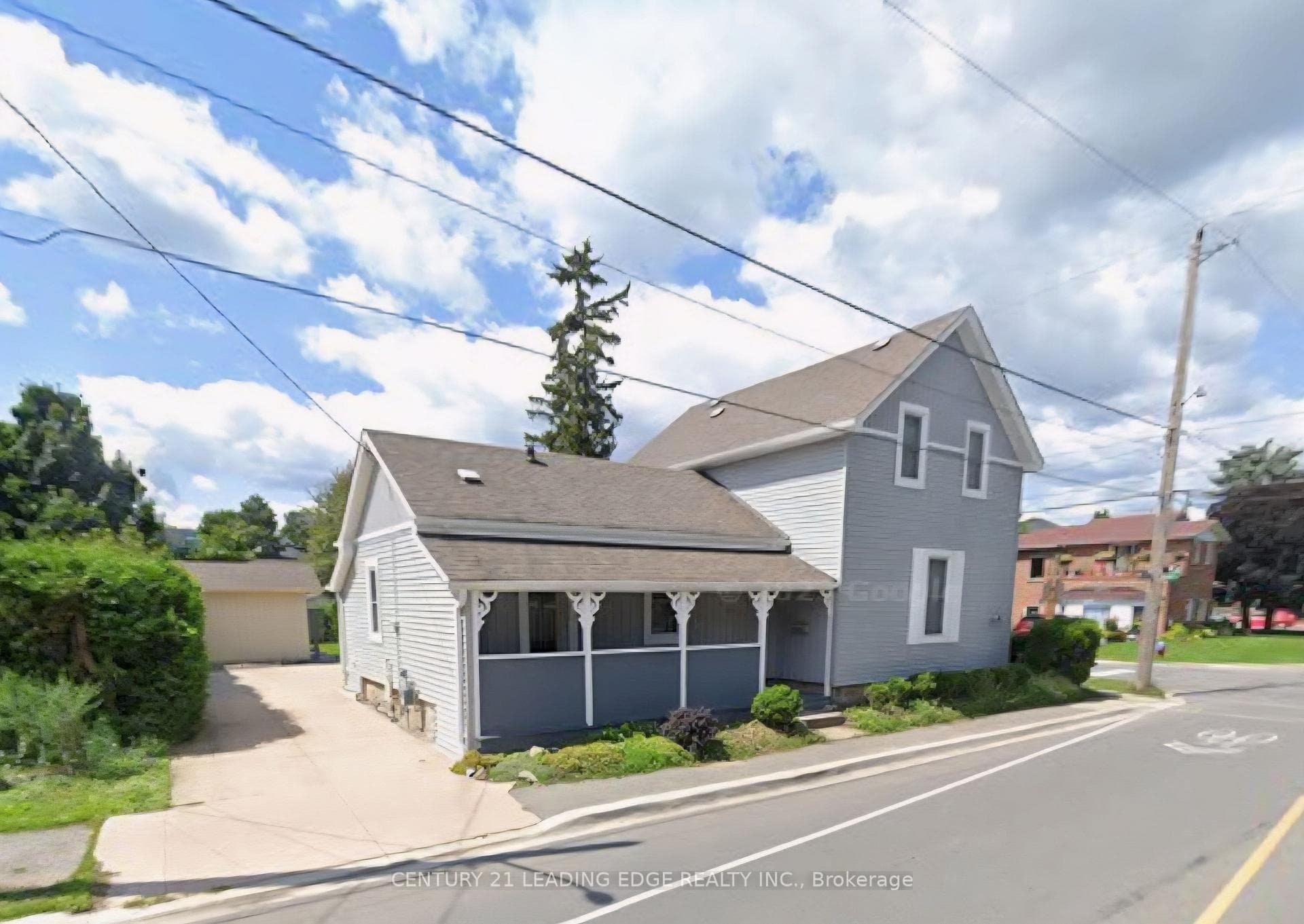 272 Pine Street - home for sale in Milton, Ontario