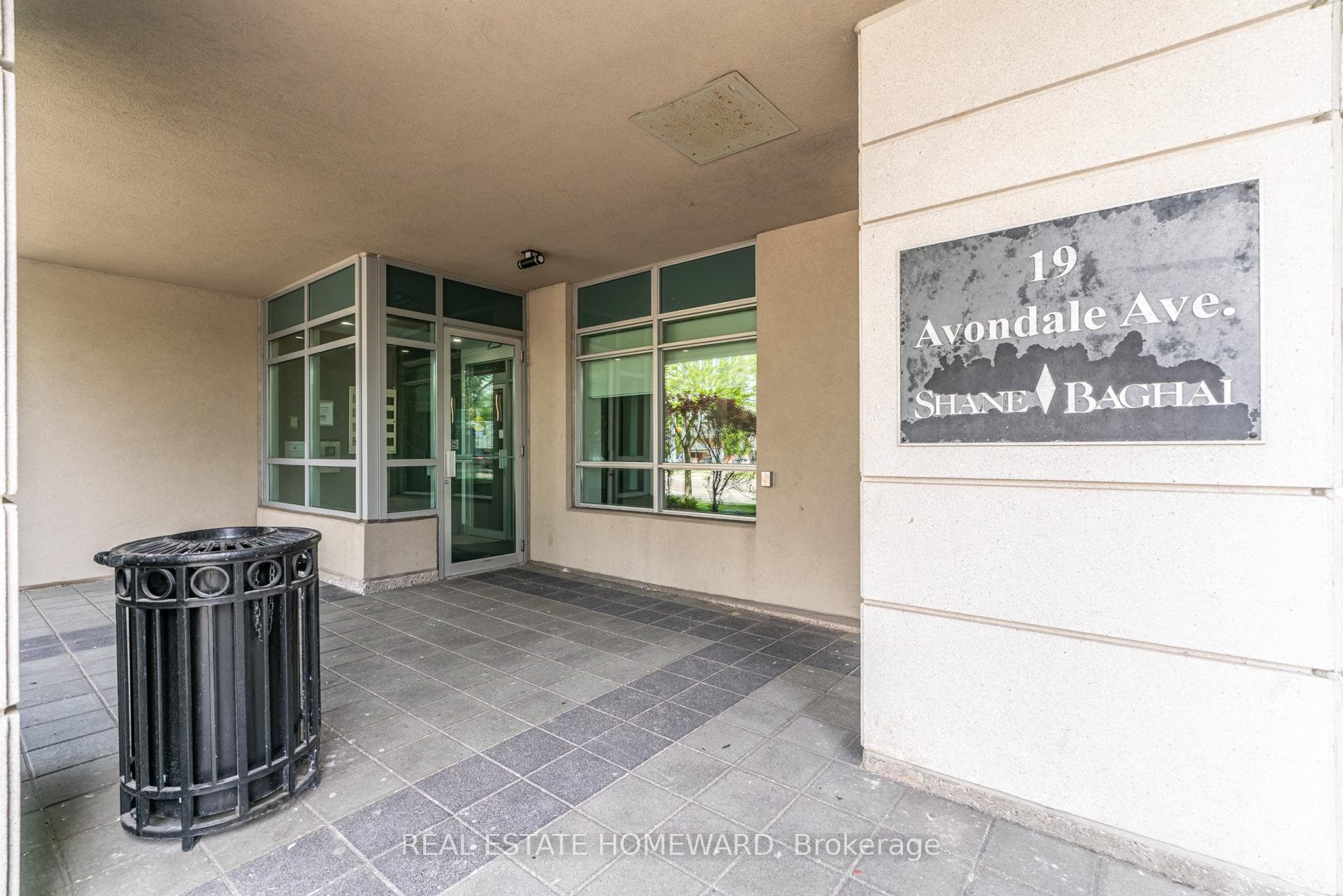19 Avondale Avenue Unit Up01 - Condo photo 4 of 27 in Willowdale / Newtonbrook, Ontario