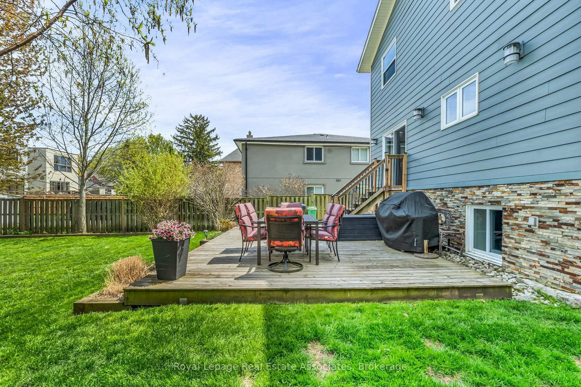 1043 Shaw Drive - Detached photo 36 of 45 in Mississauga, Ontario