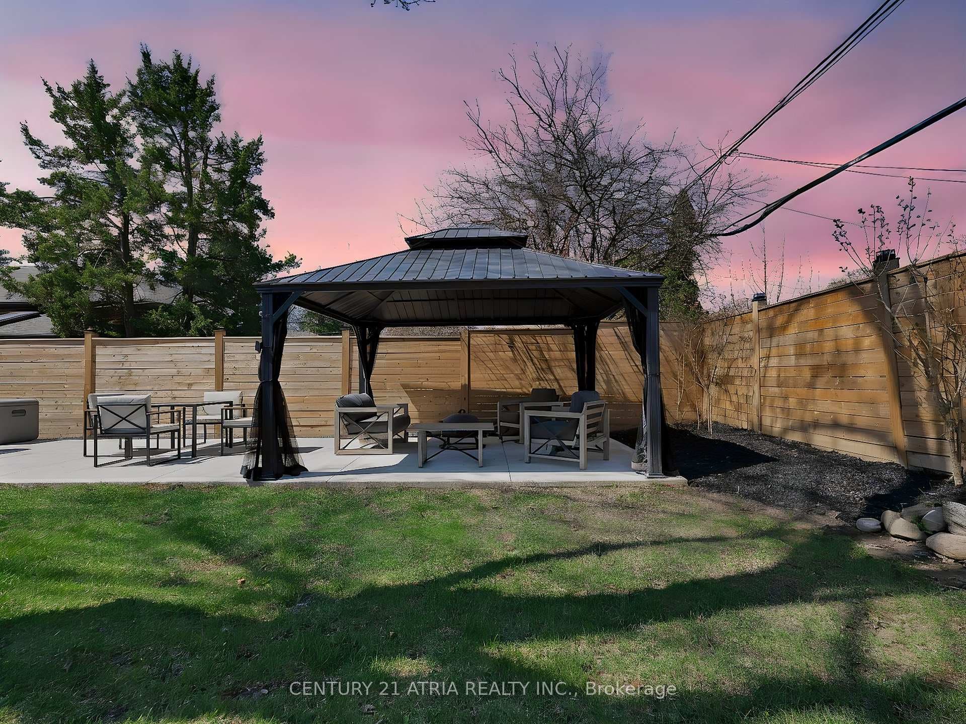 10 Dunrobin Drive - Detached photo 35 of 40 in Etobicoke (Islington / Rexdale), Ontario