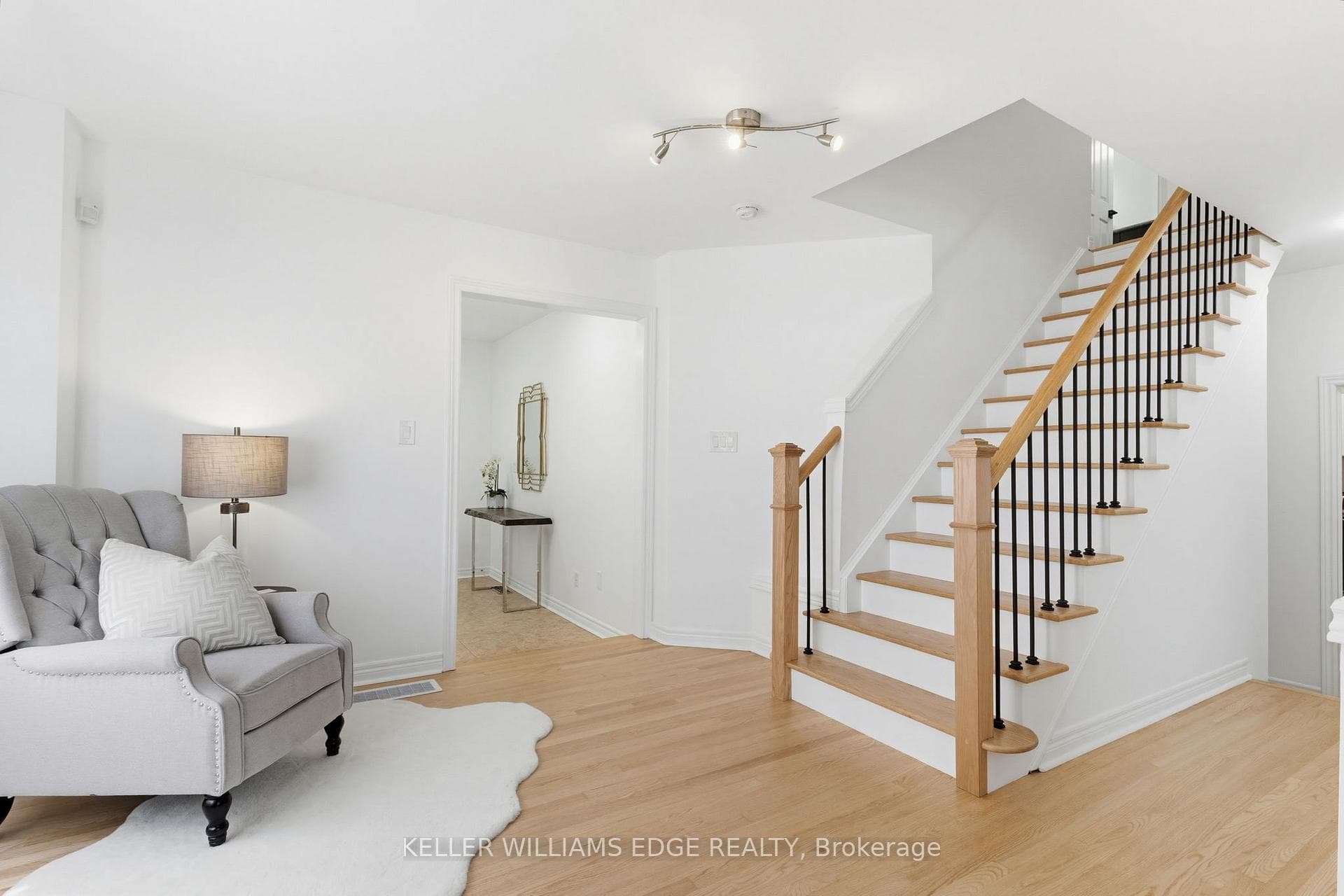 5398 Langford Road - Detached photo 15 of 40 in Burlington, Ontario