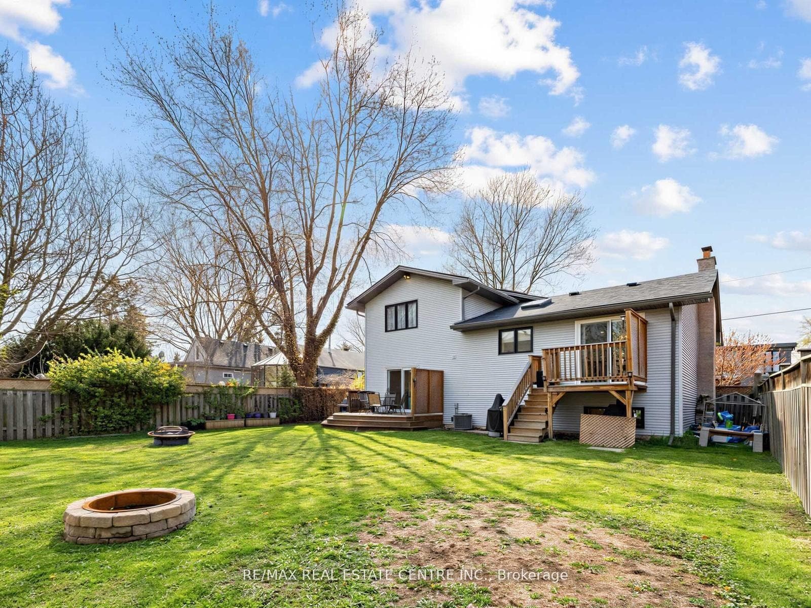 592 Montbeck Crescent - Detached photo 2 of 50 in Mississauga, Ontario