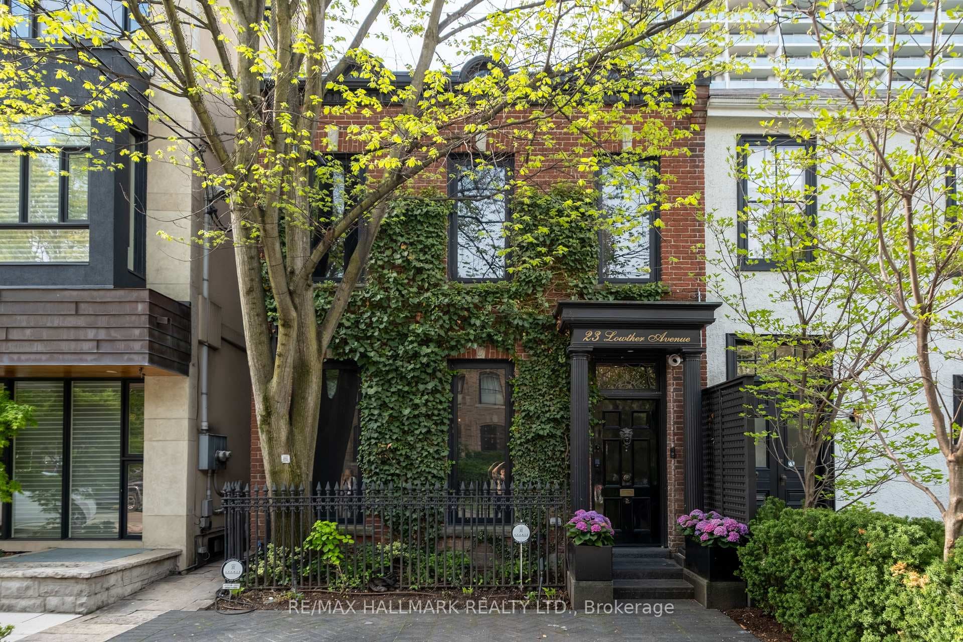 23 Lowther Avenue - Townhouse photo 1 of 33 in Annex / Yorkville / Summerhill, Ontario