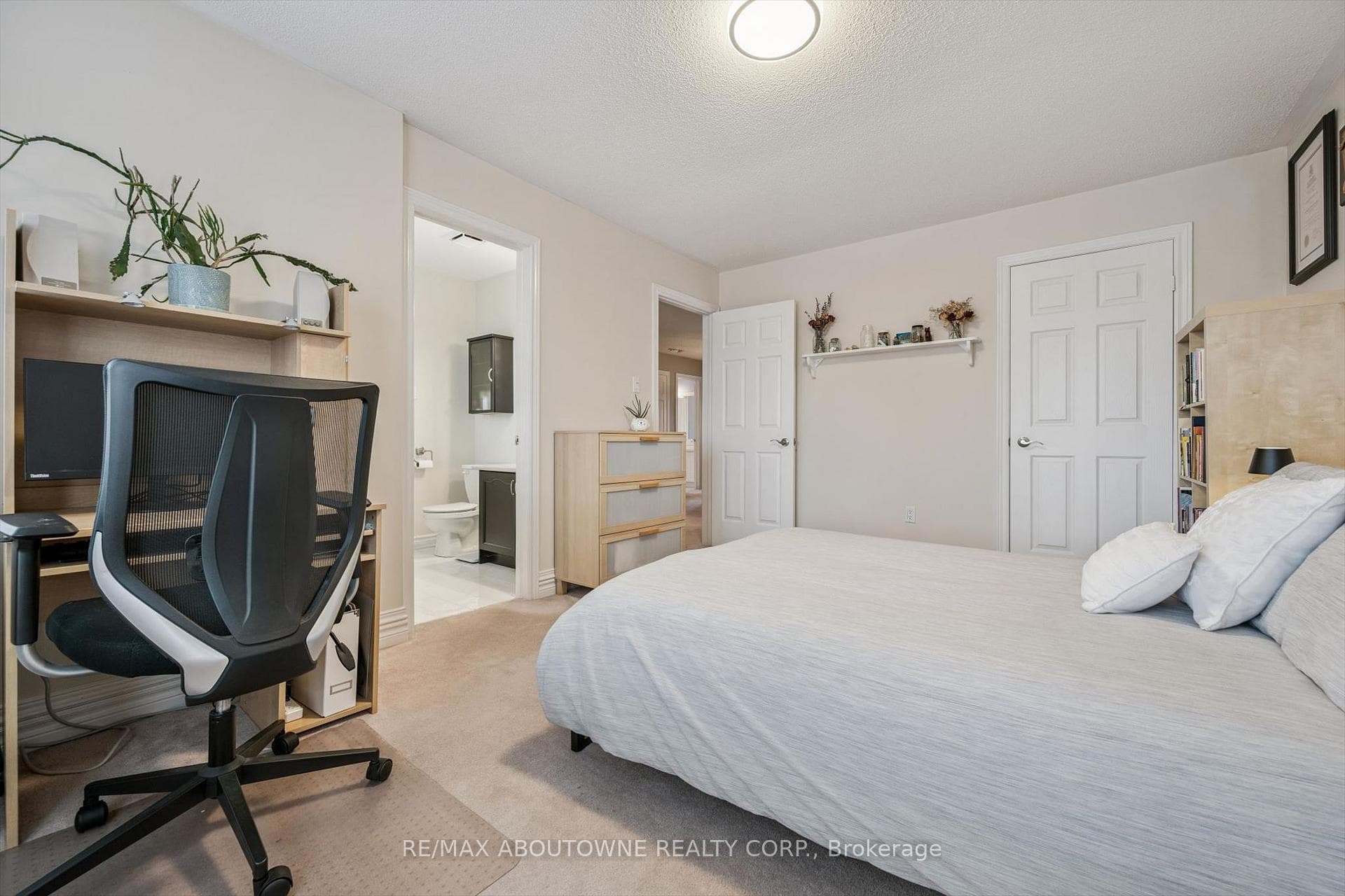 154 Howell Road - Detached photo 29 of 50 in Oakville, Ontario