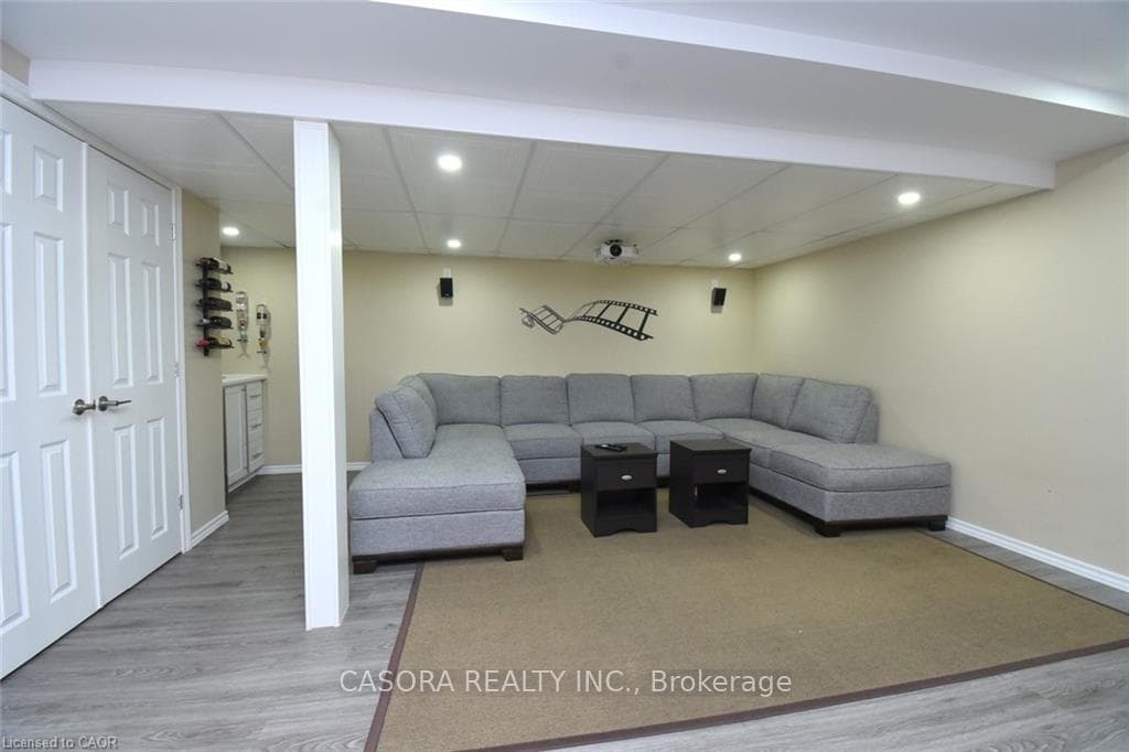2229 WALKERS Line Unit 9 - Condo photo 33 of 46 in Burlington, Ontario