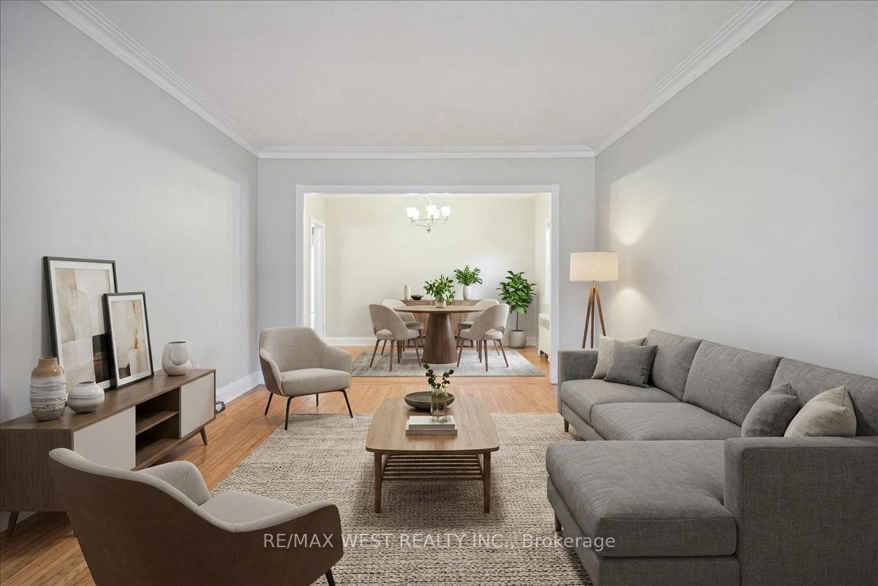 29 Prennan Avenue - Detached photo 4 of 8 in Etobicoke (Islington / Rexdale), Ontario
