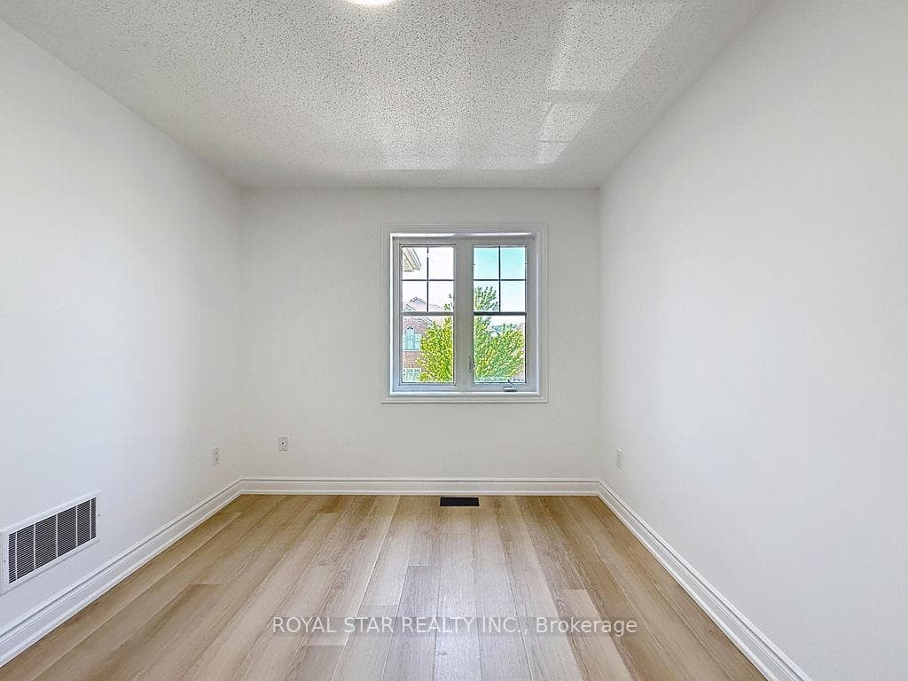 351 Giddings Crescent - Semi-Detached photo 34 of 50 in Milton, Ontario
