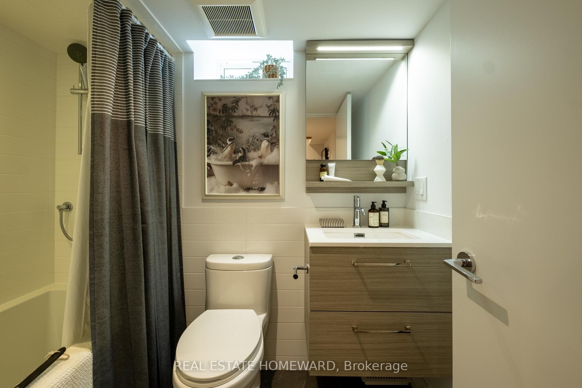 204 Bain Avenue - Semi-Detached photo 37 of 47 in Riverdale / Leslieville, Ontario