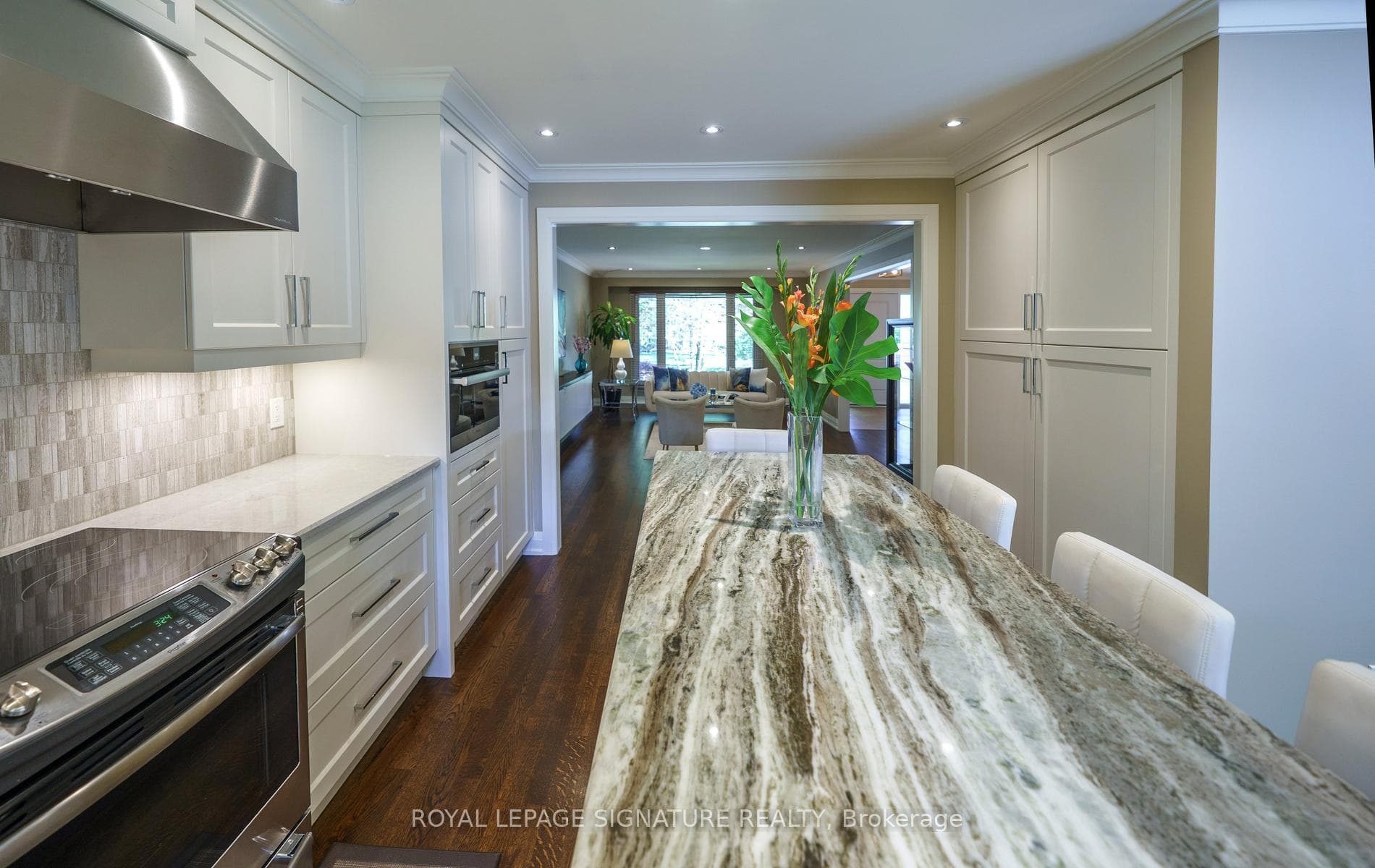 12 Abbeywood Trail - Detached photo 11 of 50 in Don Mills / Parkwoods / Victoria Village, Ontario