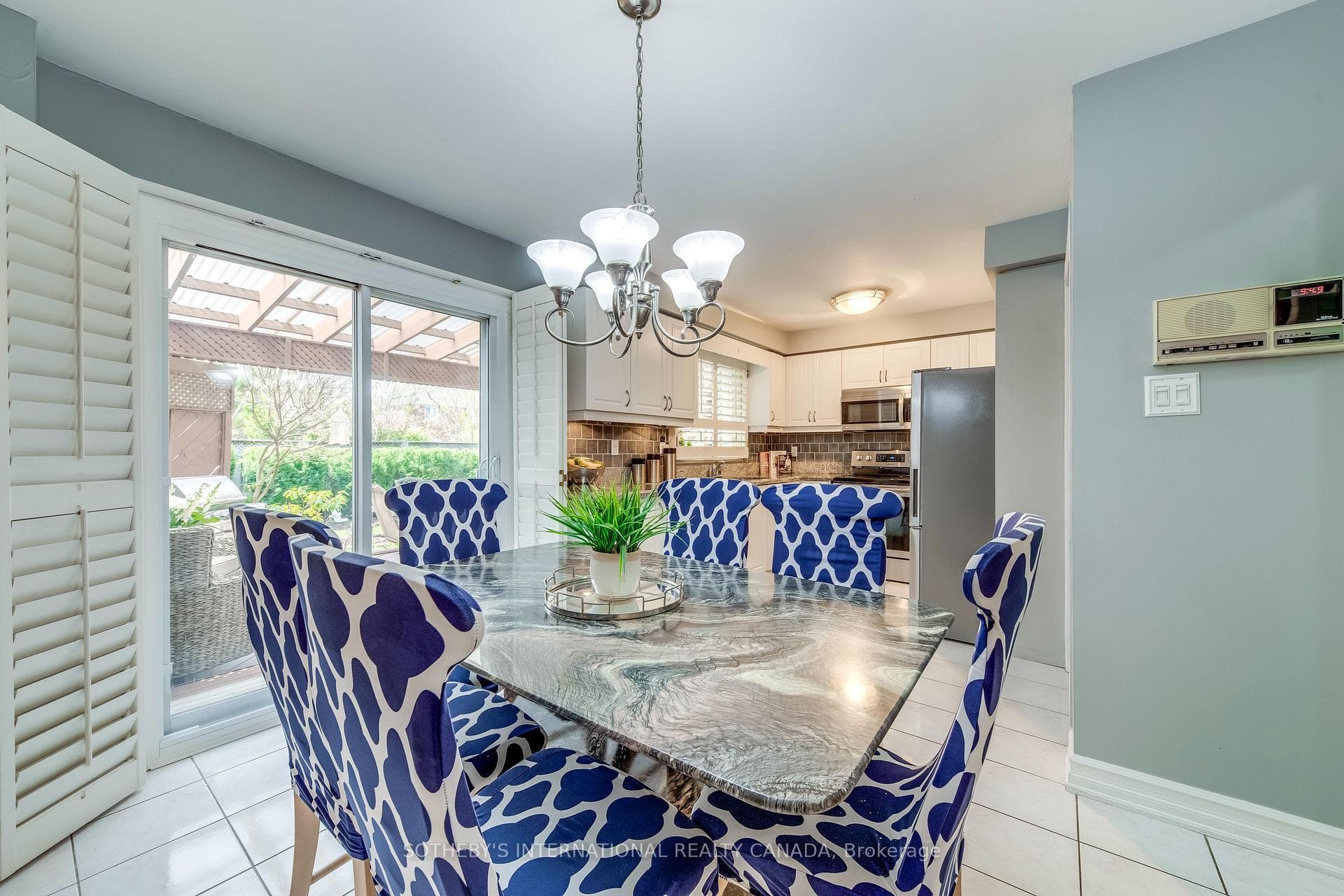 2294 Dale Ridge Drive - Semi-Detached photo 20 of 46 in Oakville, Ontario