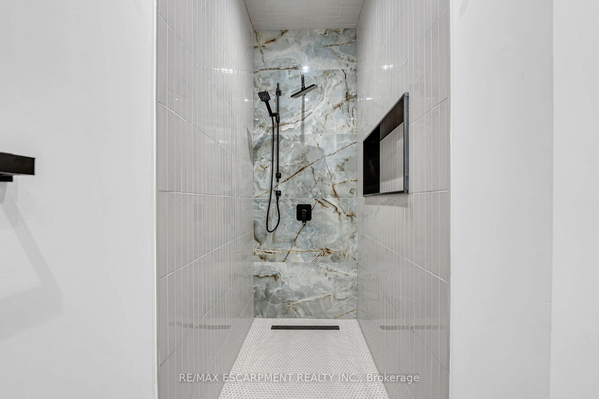 383 Wadsworth Street - Detached photo 40 of 46 in Oakville, Ontario