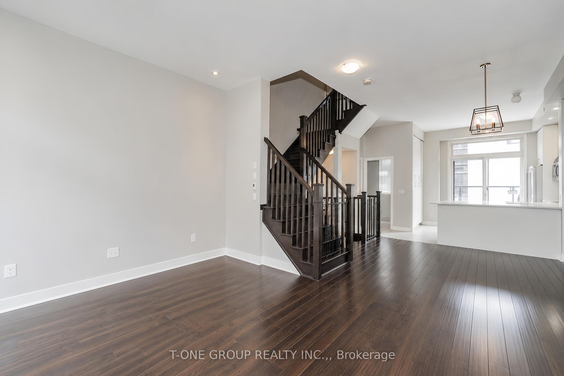 55 Sutton Avenue - Townhouse photo 19 of 38 in Regent Park / Cabbagetown / St. James Town, Ontario