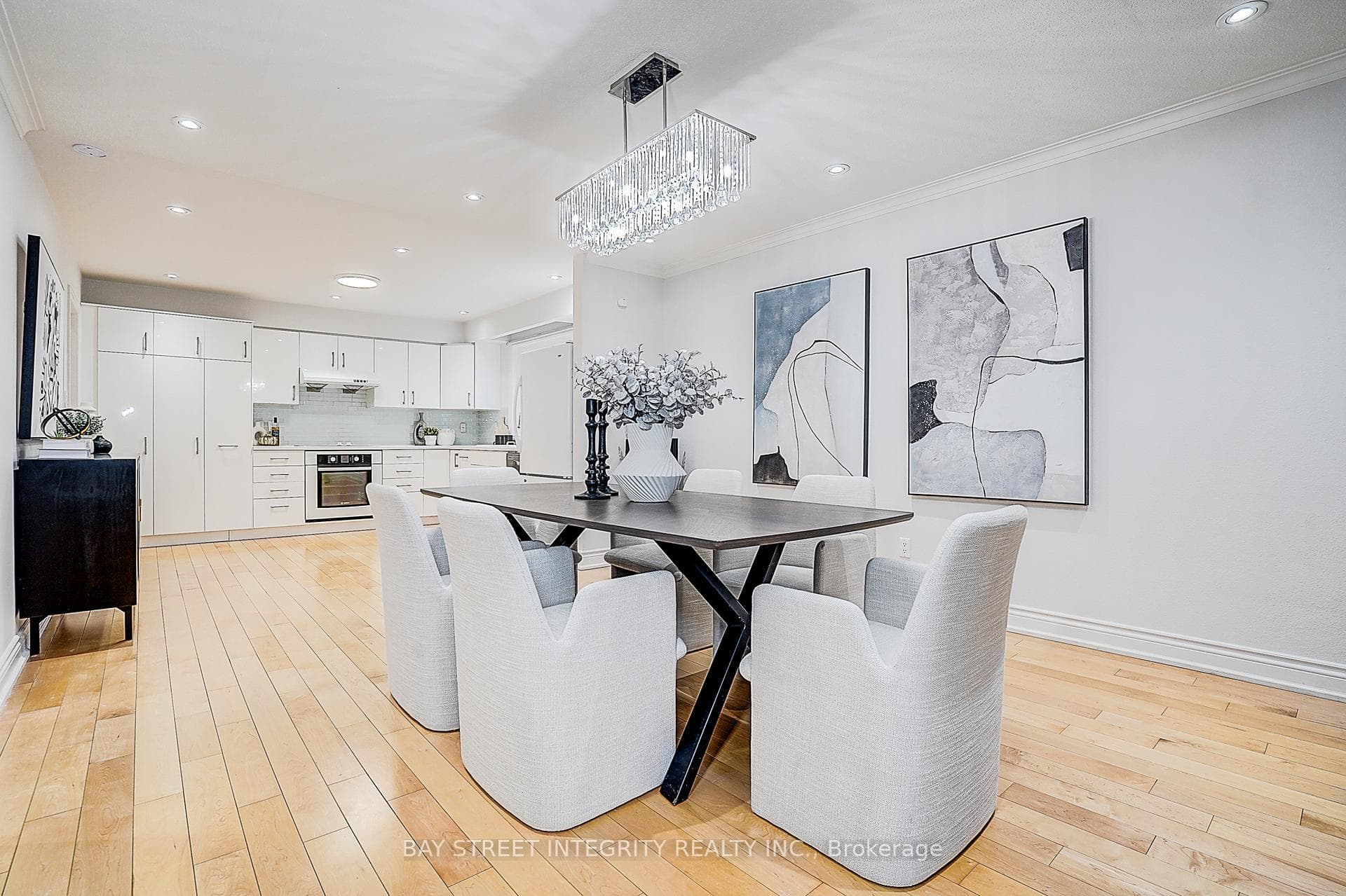 46 Caravan Drive - Detached photo 14 of 43 in Don Mills / Parkwoods / Victoria Village, Ontario