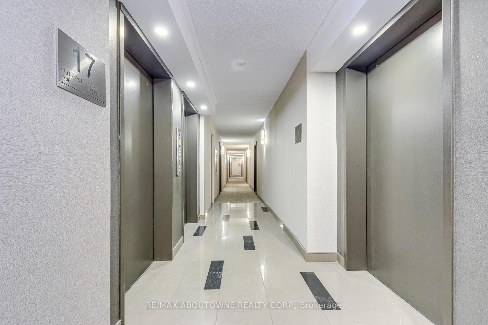 1270 Maple Crossing Boulevard Unit 1705 - Condo photo 3 of 44 in Burlington, Ontario