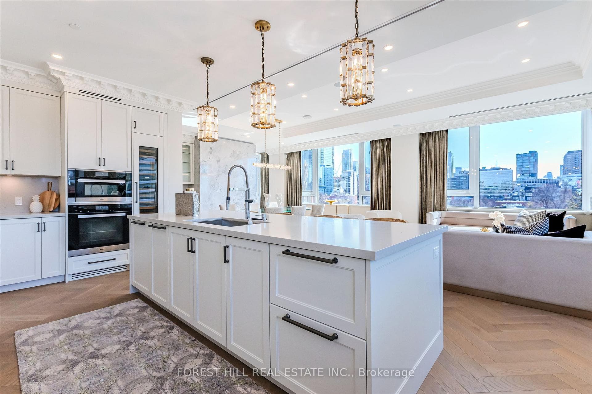 128 Hazelton Avenue Unit 602 - home for sale in Annex / Yorkville / Summerhill, Ontario