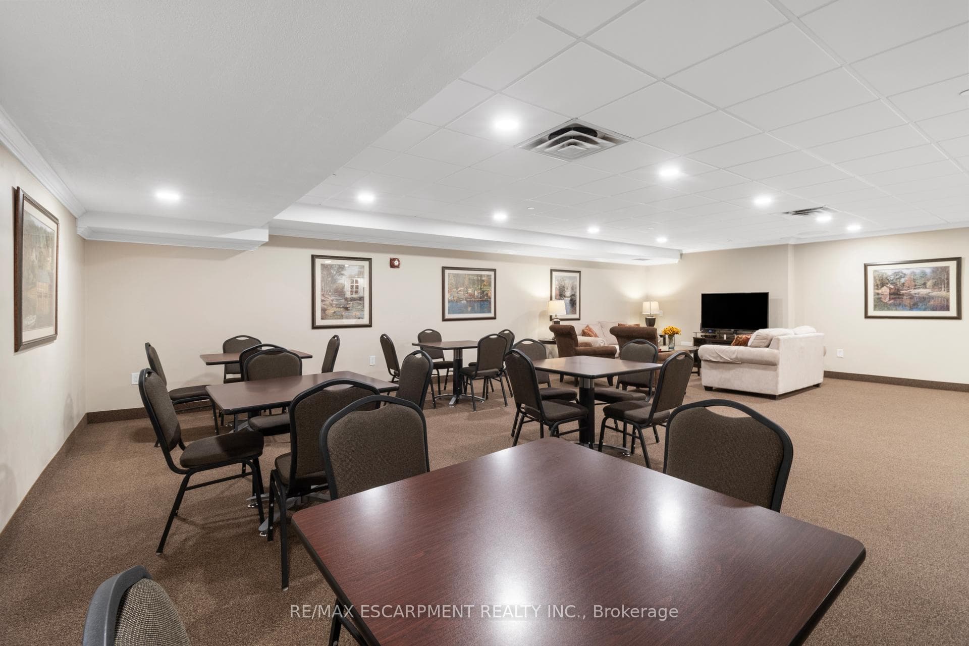 5070 Pinedale Avenue Unit 302 - Condo photo 25 of 36 in Burlington, Ontario