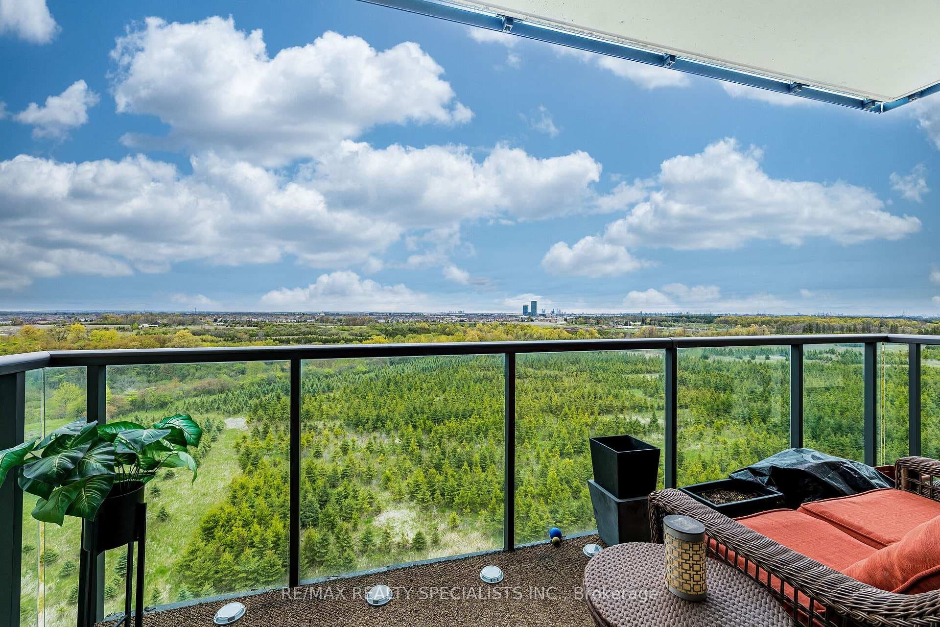 45 Yorkland Boulevard Unit 805 - Condo photo 38 of 50 in Brampton, Ontario