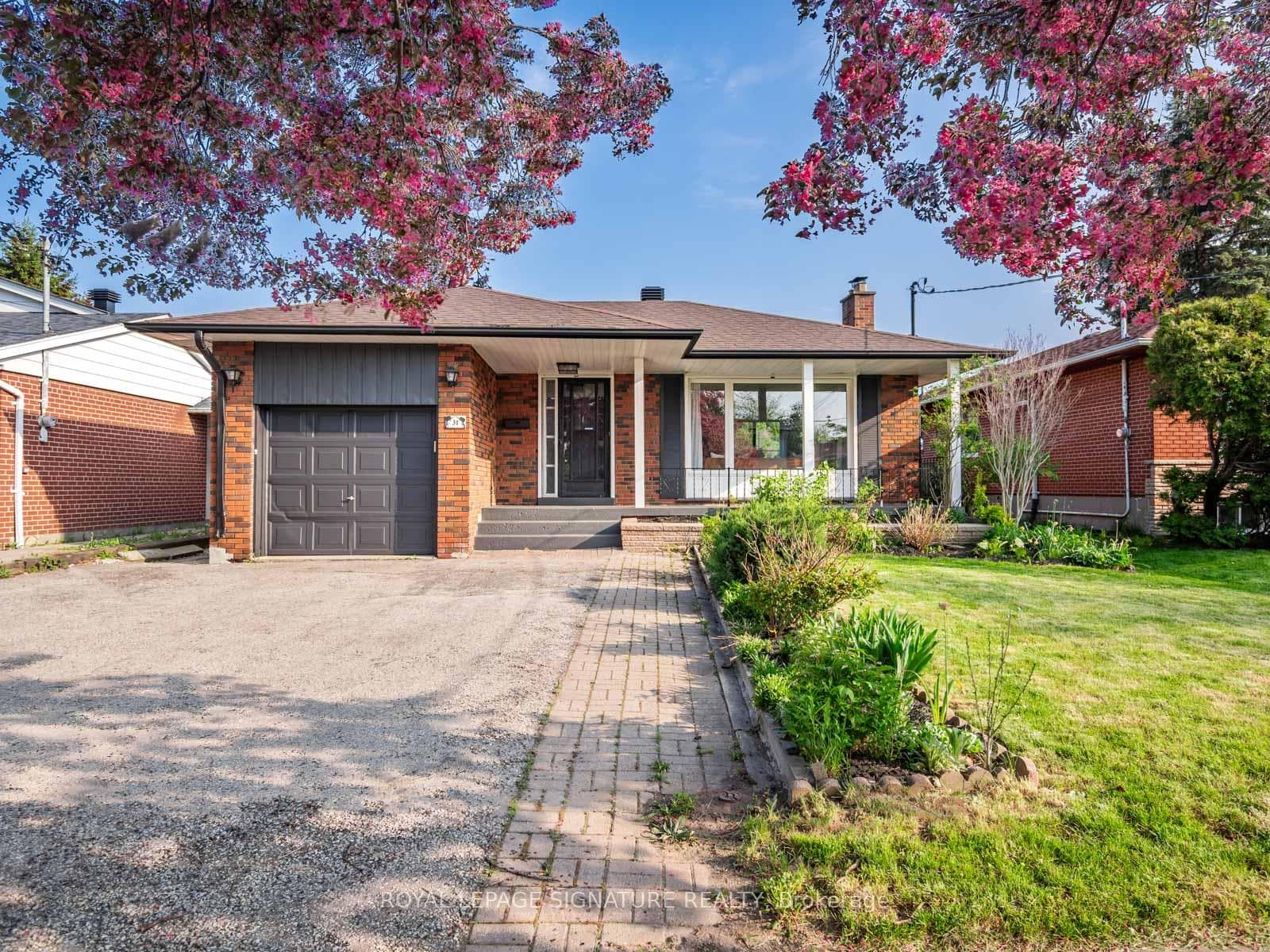31 Birchard Street - Detached photo 47 of 48 in Scarborough Village / Eglinton East, Ontario