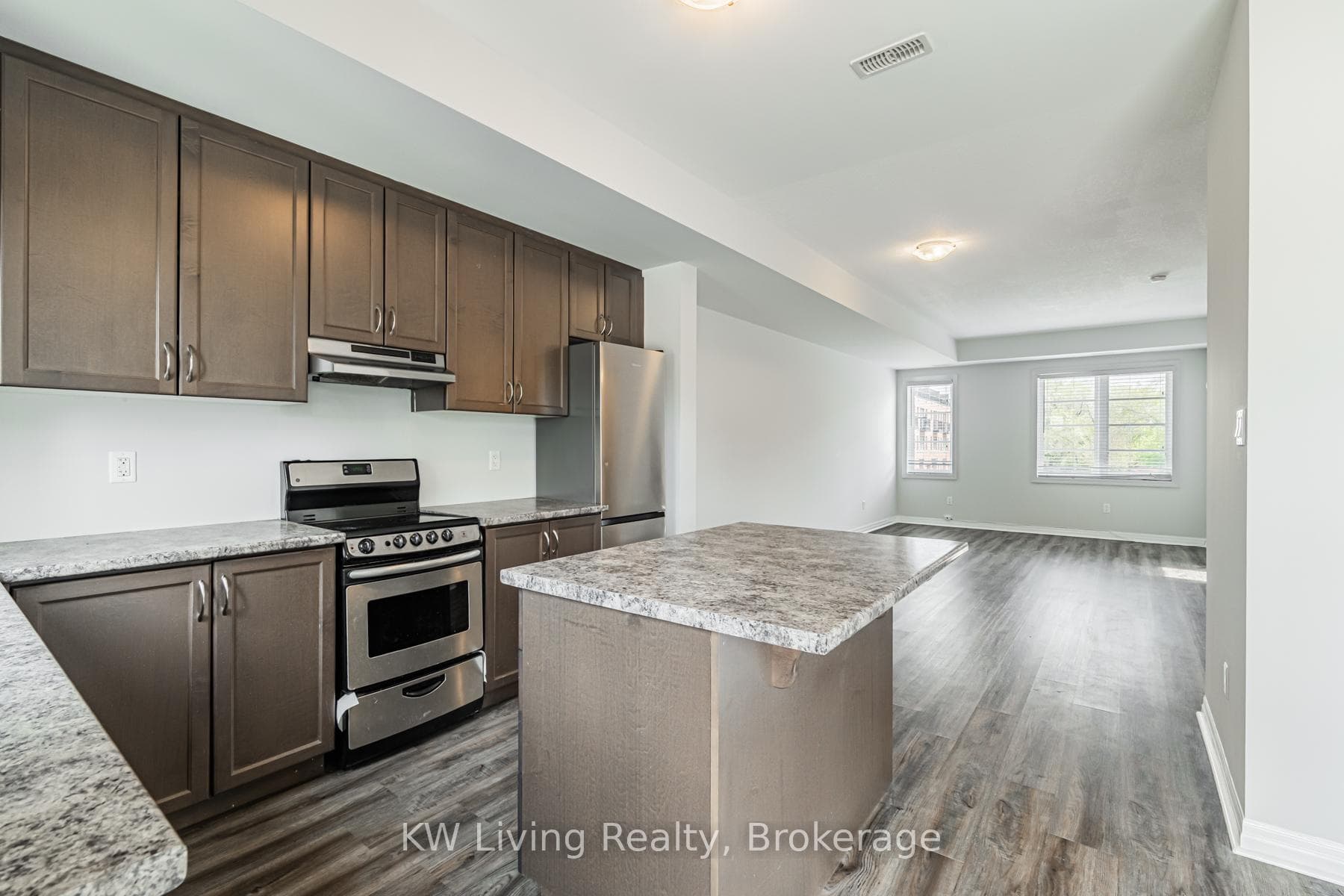 70 Plains Road Unit 18 - Condo photo 15 of 50 in Burlington, Ontario