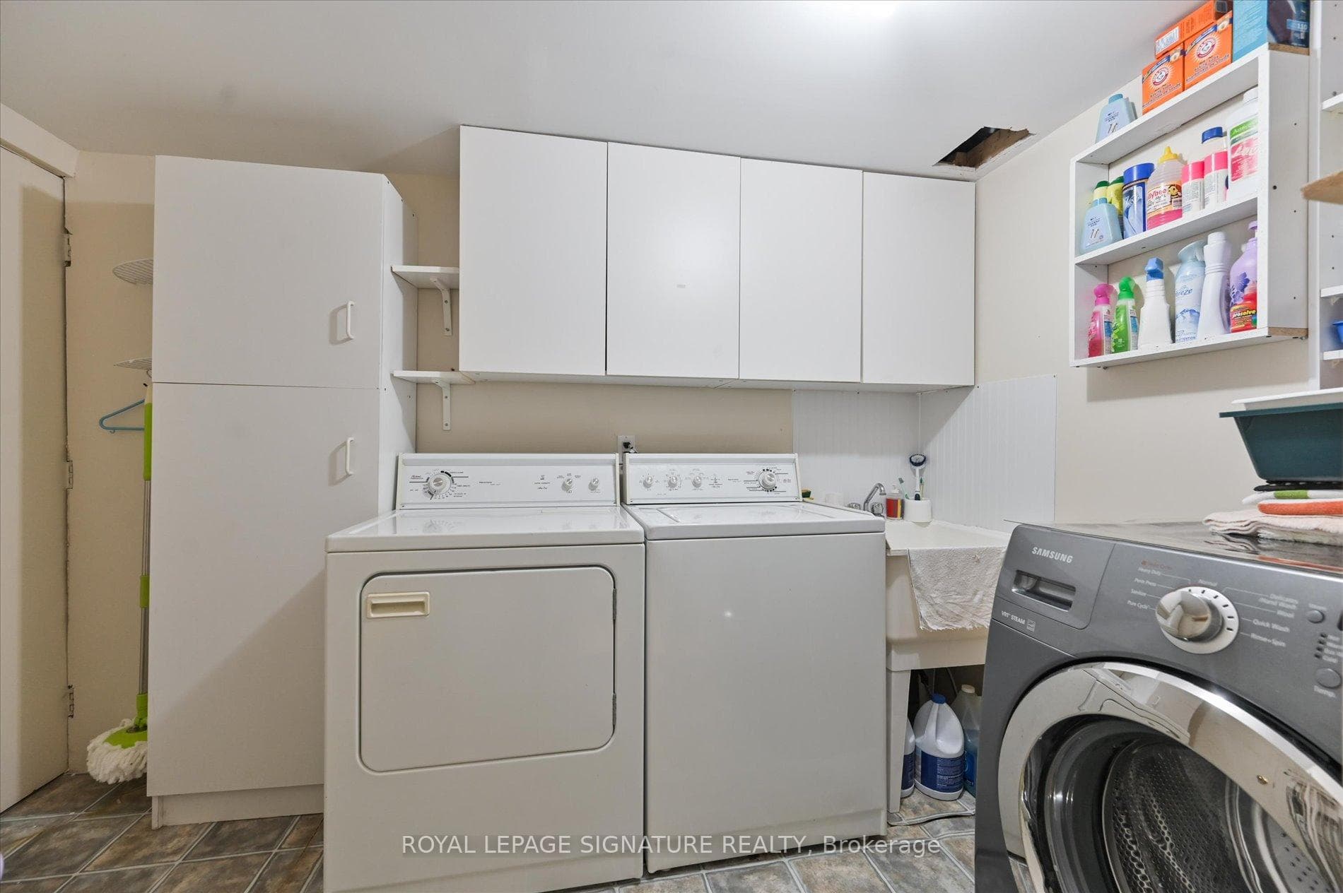 5481 Palmerston Crescent - Semi-Detached photo 36 of 44 in Mississauga, Ontario