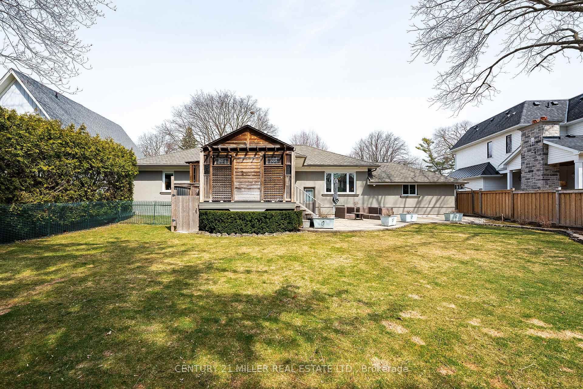 262 Oakwood Crescent - Detached photo 37 of 48 in Oakville, Ontario