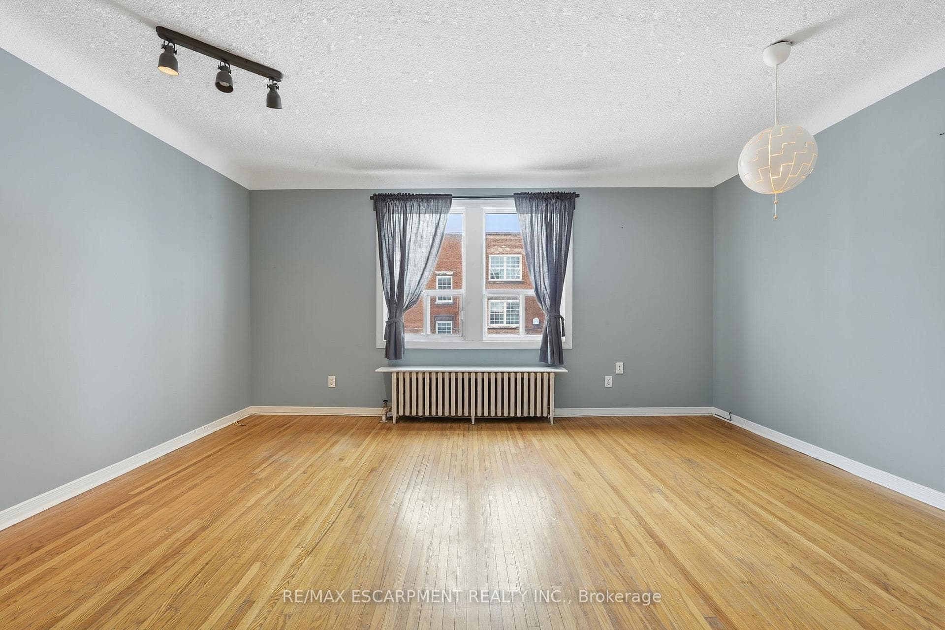 97 Connaught Avenue Unit 10 - Condo photo 7 of 23 in Hamilton, Ontario