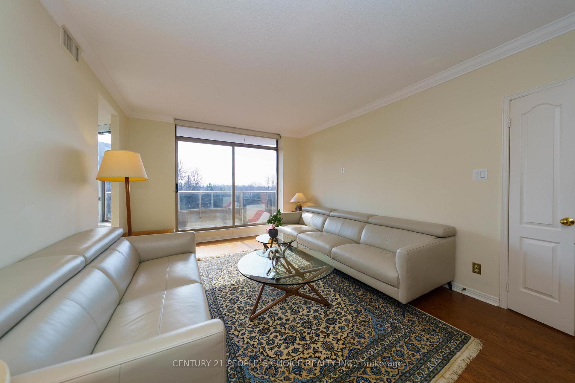 1905 Pilgrims Way Unit 506 - Condo photo 7 of 46 in Oakville, Ontario