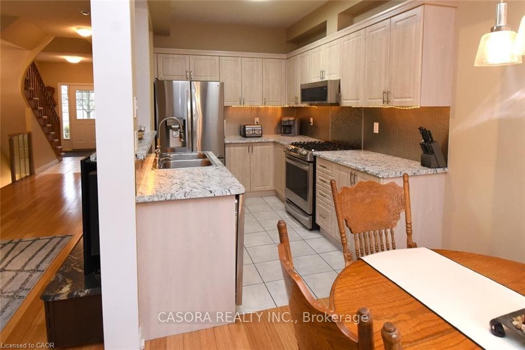 2229 WALKERS Line Unit 9 - Condo photo 8 of 46 in Burlington, Ontario