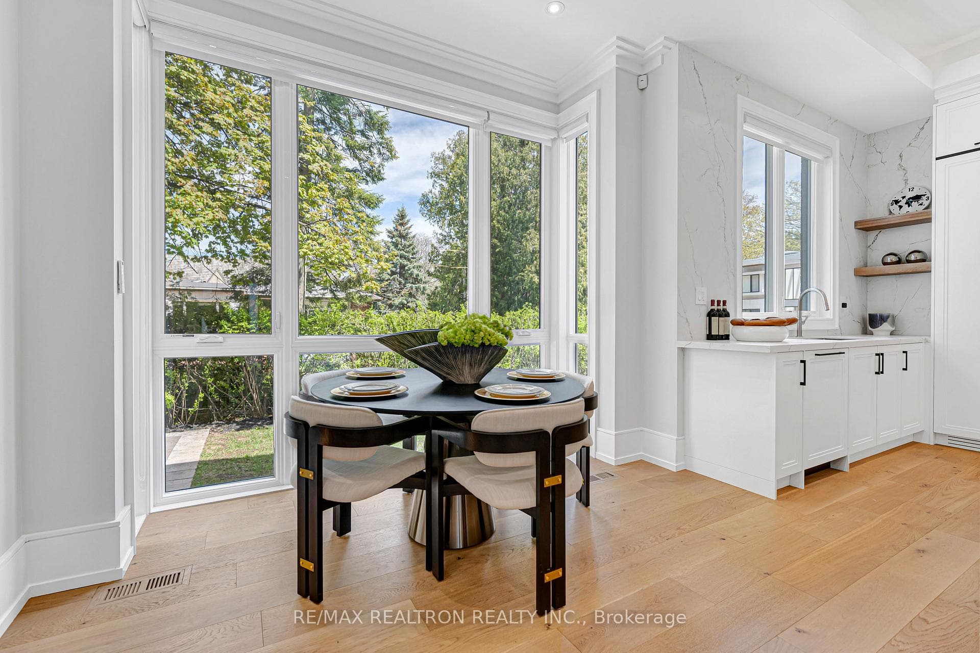 16 Ballyronan Road - Detached photo 11 of 37 in Don Mills / Parkwoods / Victoria Village, Ontario