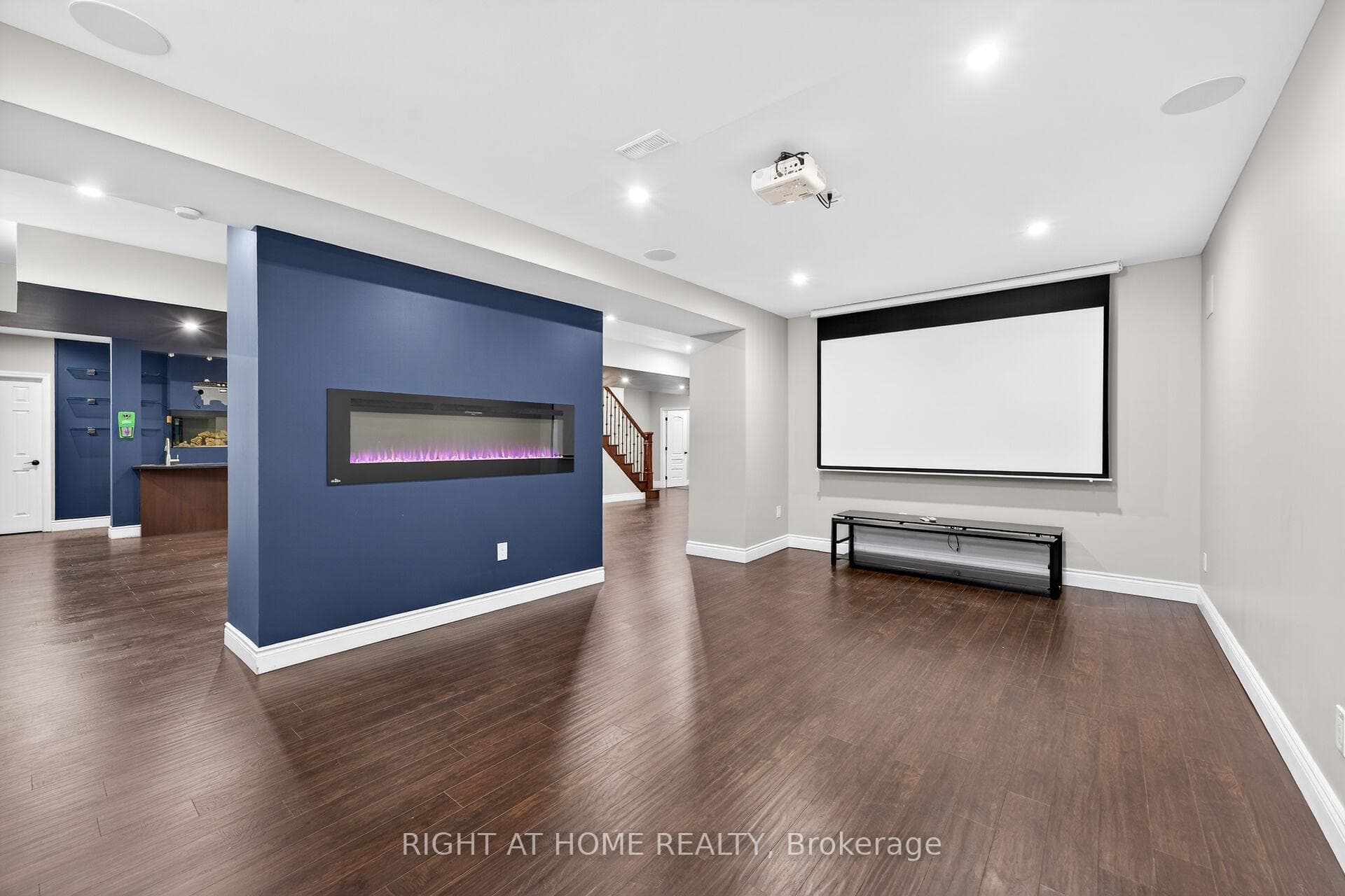 775 King Road - Detached photo 35 of 50 in Burlington, Ontario