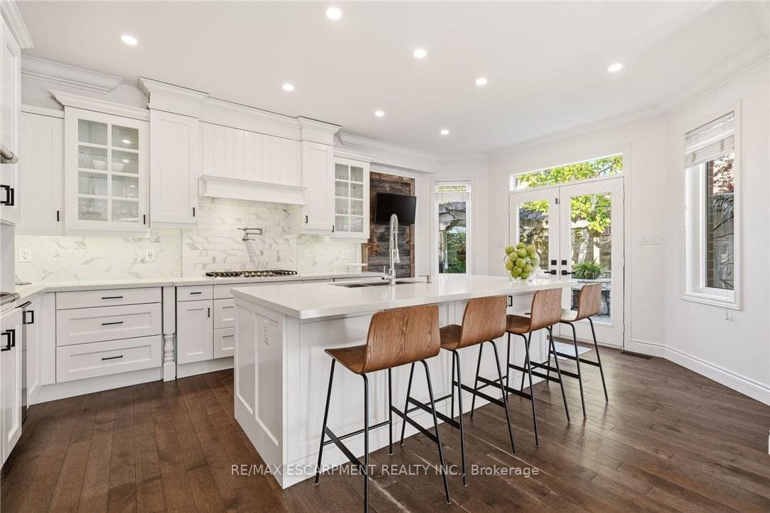2091 Willhaven Trail - Detached photo 5 of 31 in Oakville, Ontario