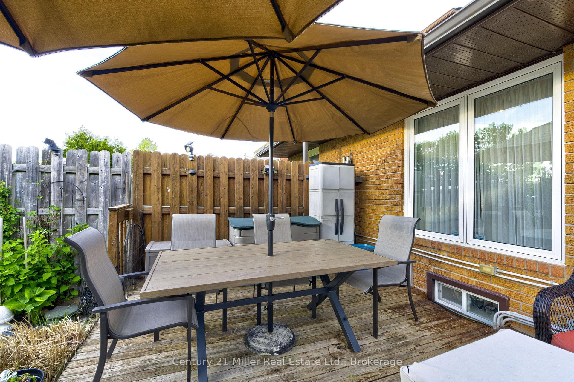 2256 MARGOT Street - Townhouse photo 36 of 46 in Oakville, Ontario