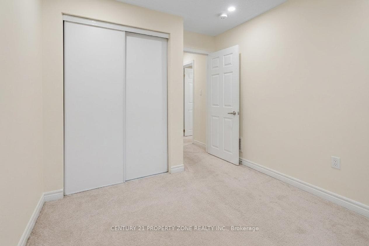 250 Lagerfeld Drive Unit 4 - Condo photo 8 of 18 in Brampton, Ontario