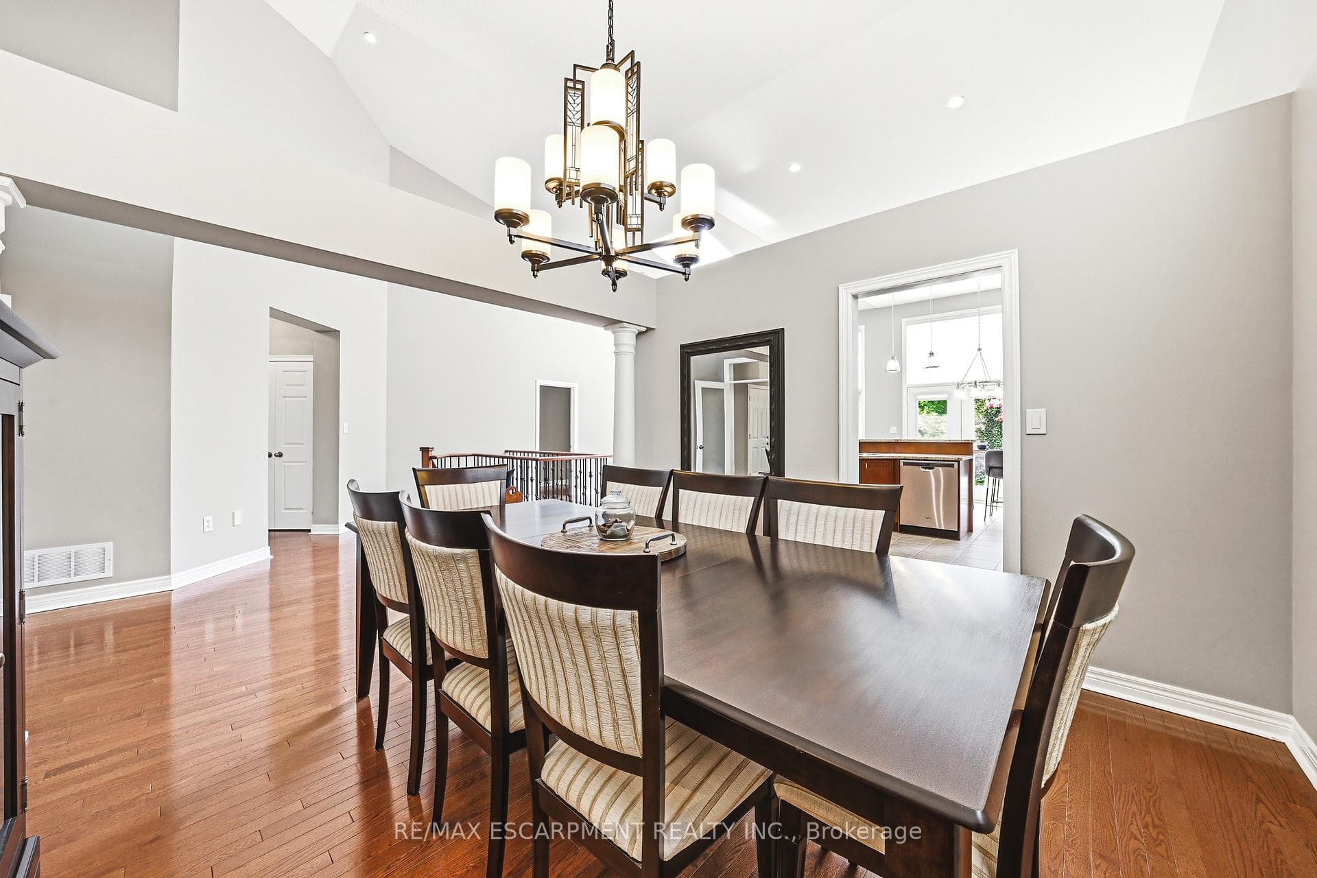 2178 Berwick Drive - Detached photo 17 of 50 in Burlington, Ontario