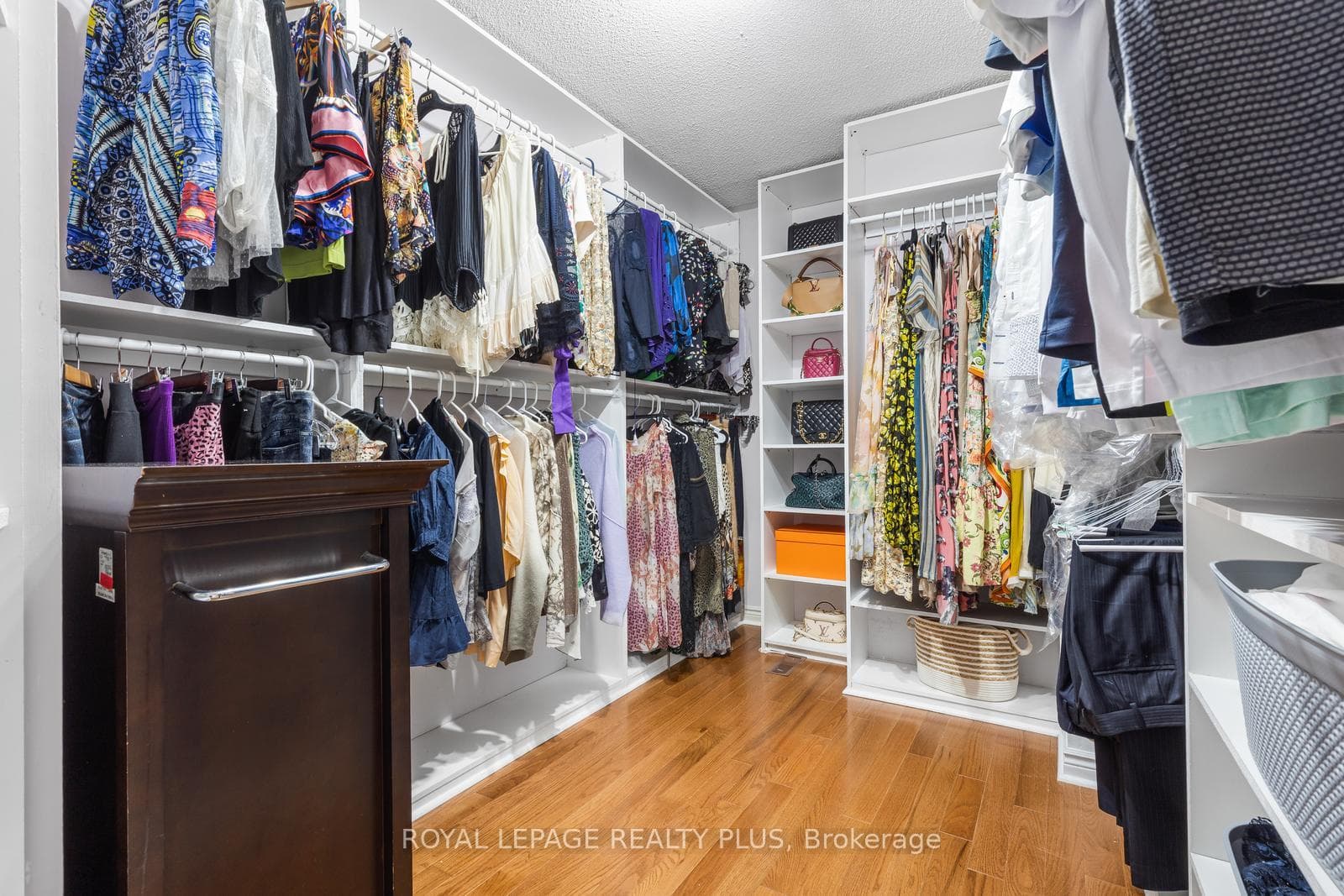 1504 Tanner Court - Detached photo 28 of 50 in Oakville, Ontario