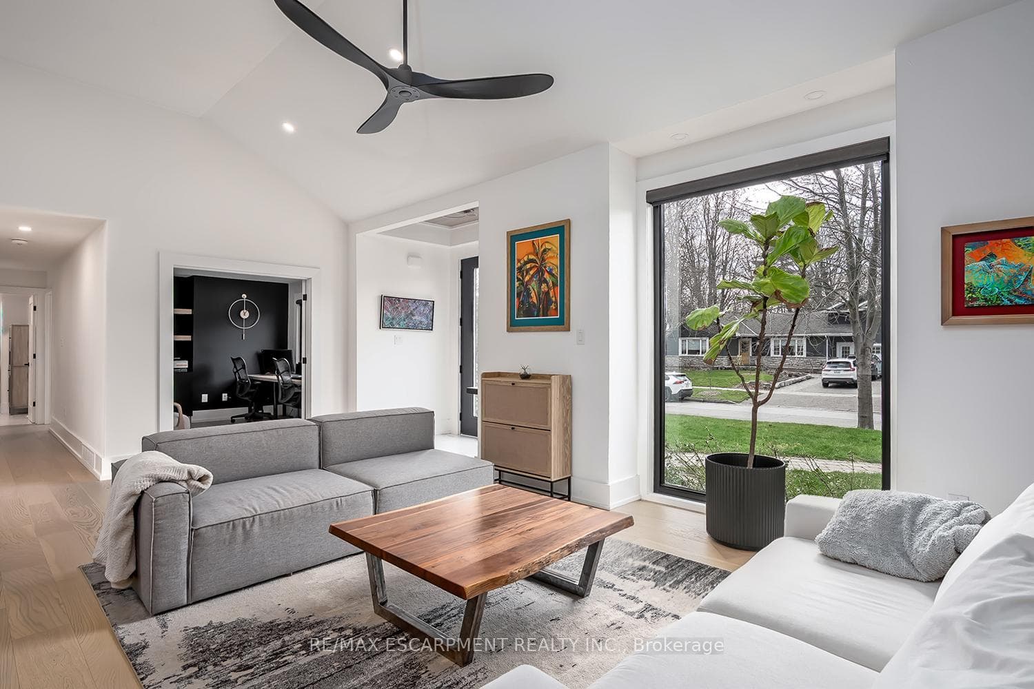 327 Goodram Drive - Detached photo 9 of 50 in Burlington, Ontario