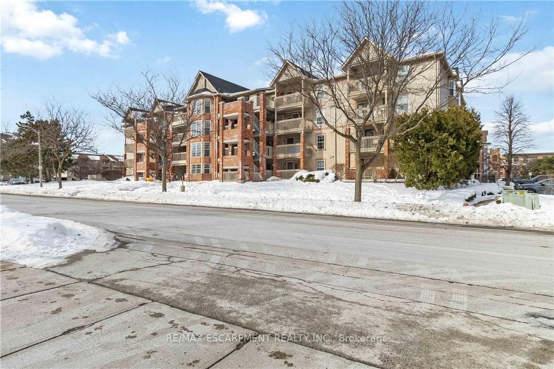 4015 Kilmer Drive Unit 110 - Condo photo 33 of 34 in Burlington, Ontario
