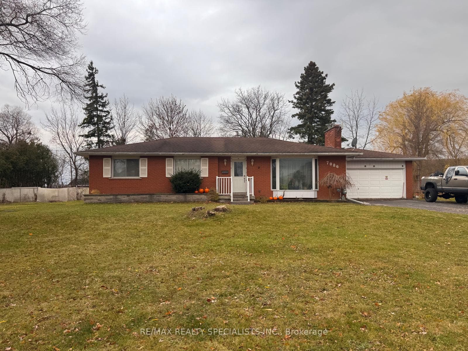 7086 Tremaine Road - home for sale in Milton, Ontario
